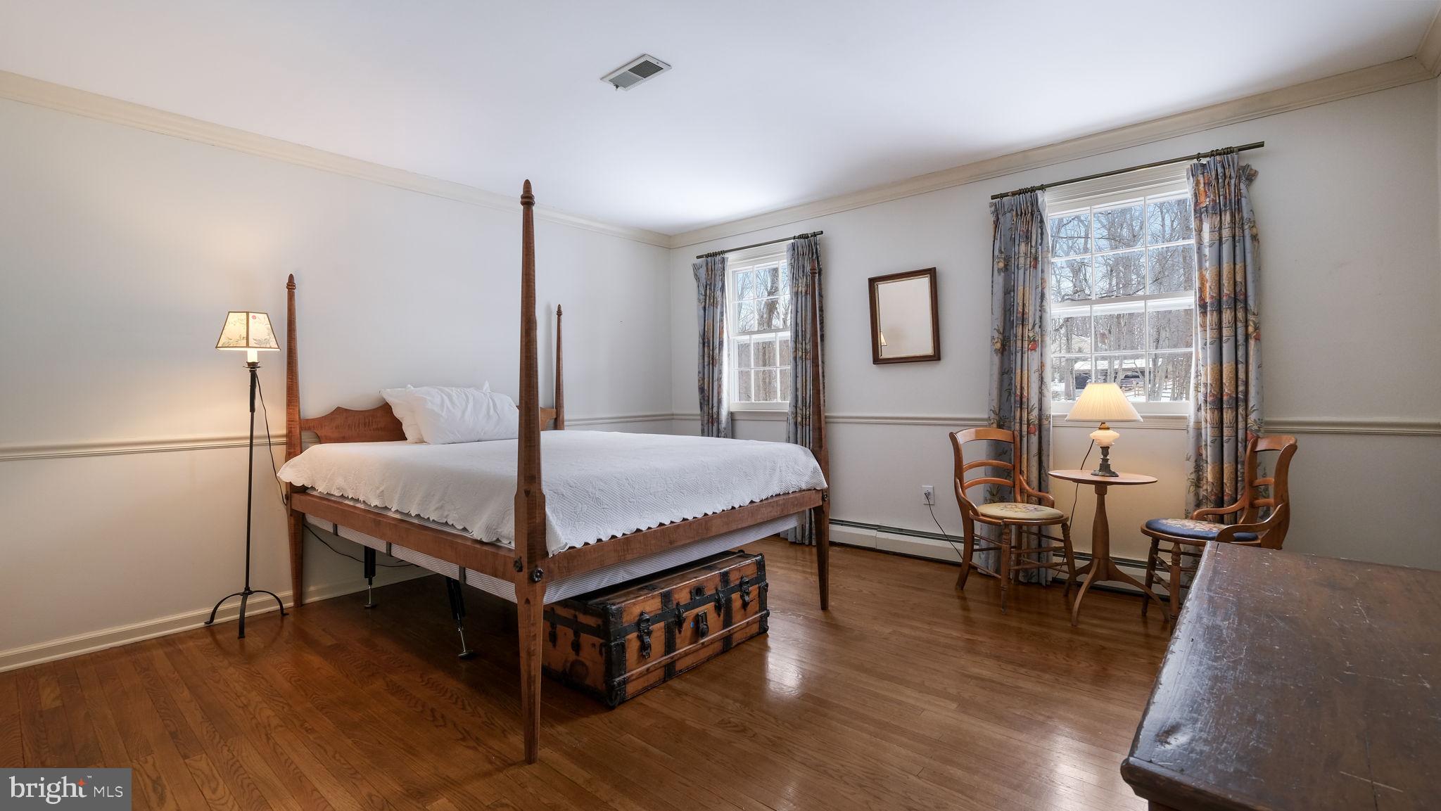 PEBBLE HILL - Residential