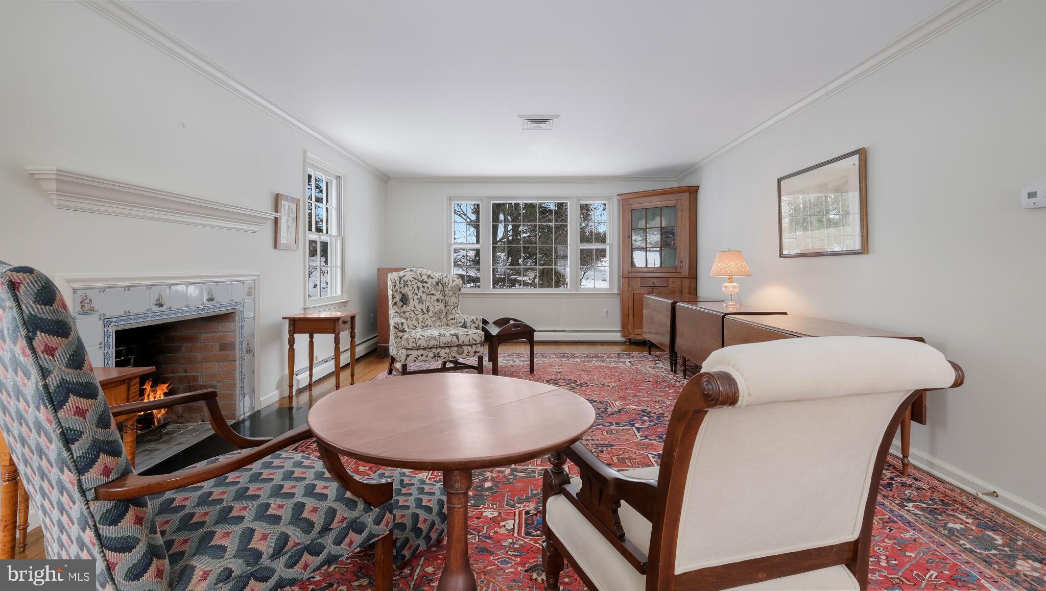 PEBBLE HILL - Residential