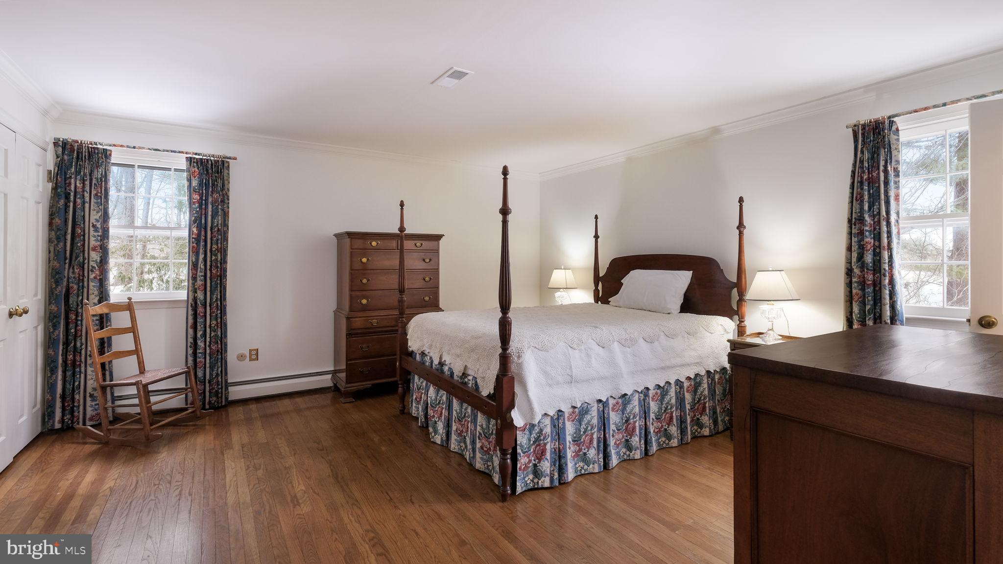 PEBBLE HILL - Residential