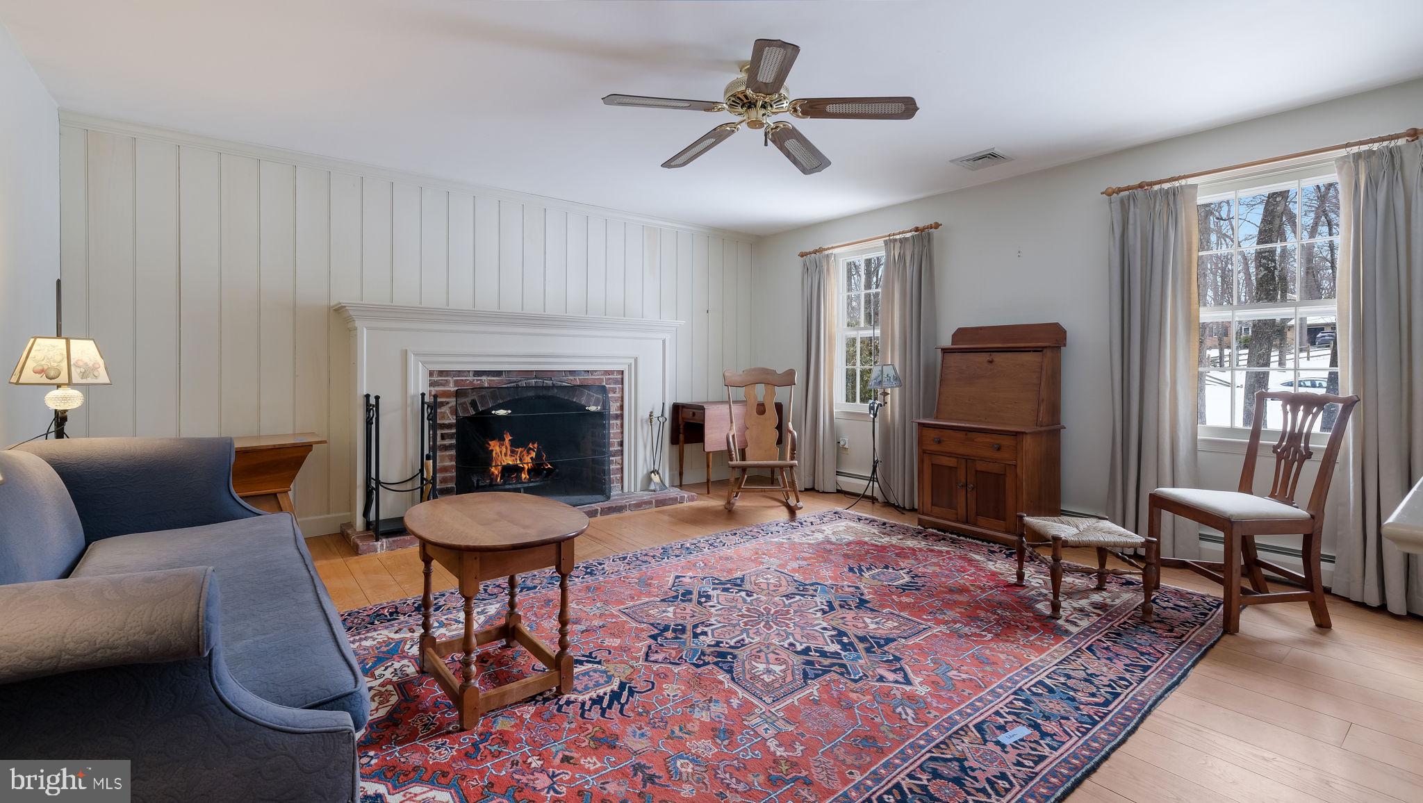 PEBBLE HILL - Residential