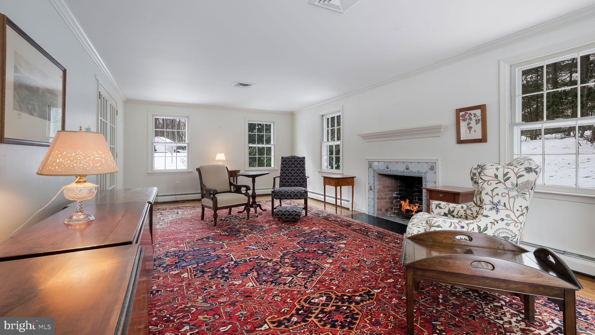 PEBBLE HILL - Residential