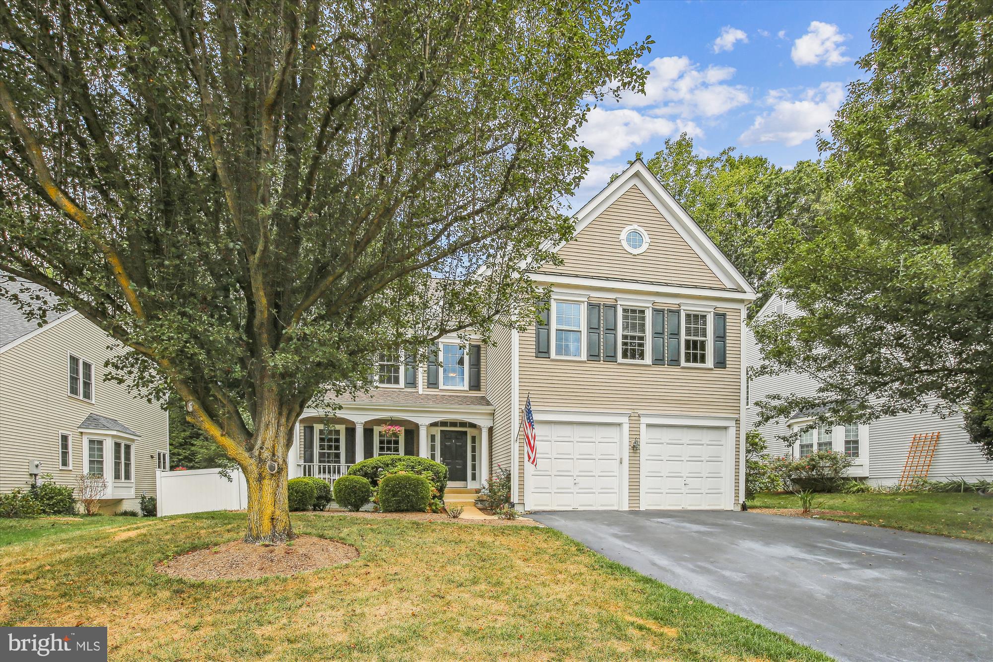 HOLLY CREST - Residential