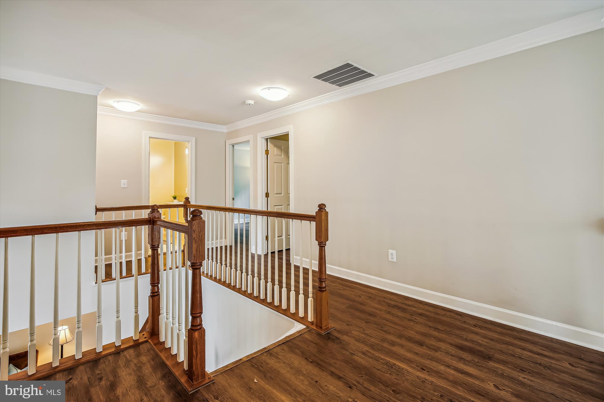 HOLLY CREST - Residential