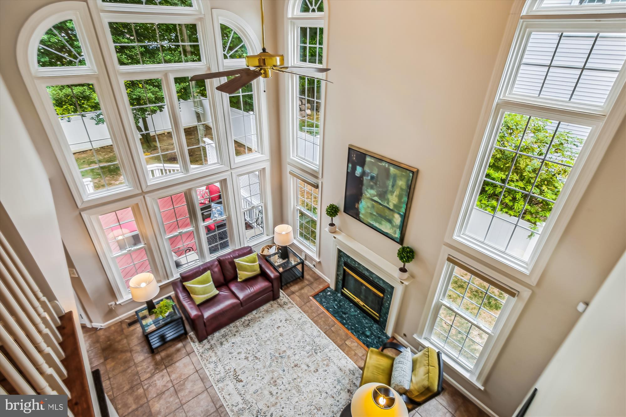 HOLLY CREST - Residential