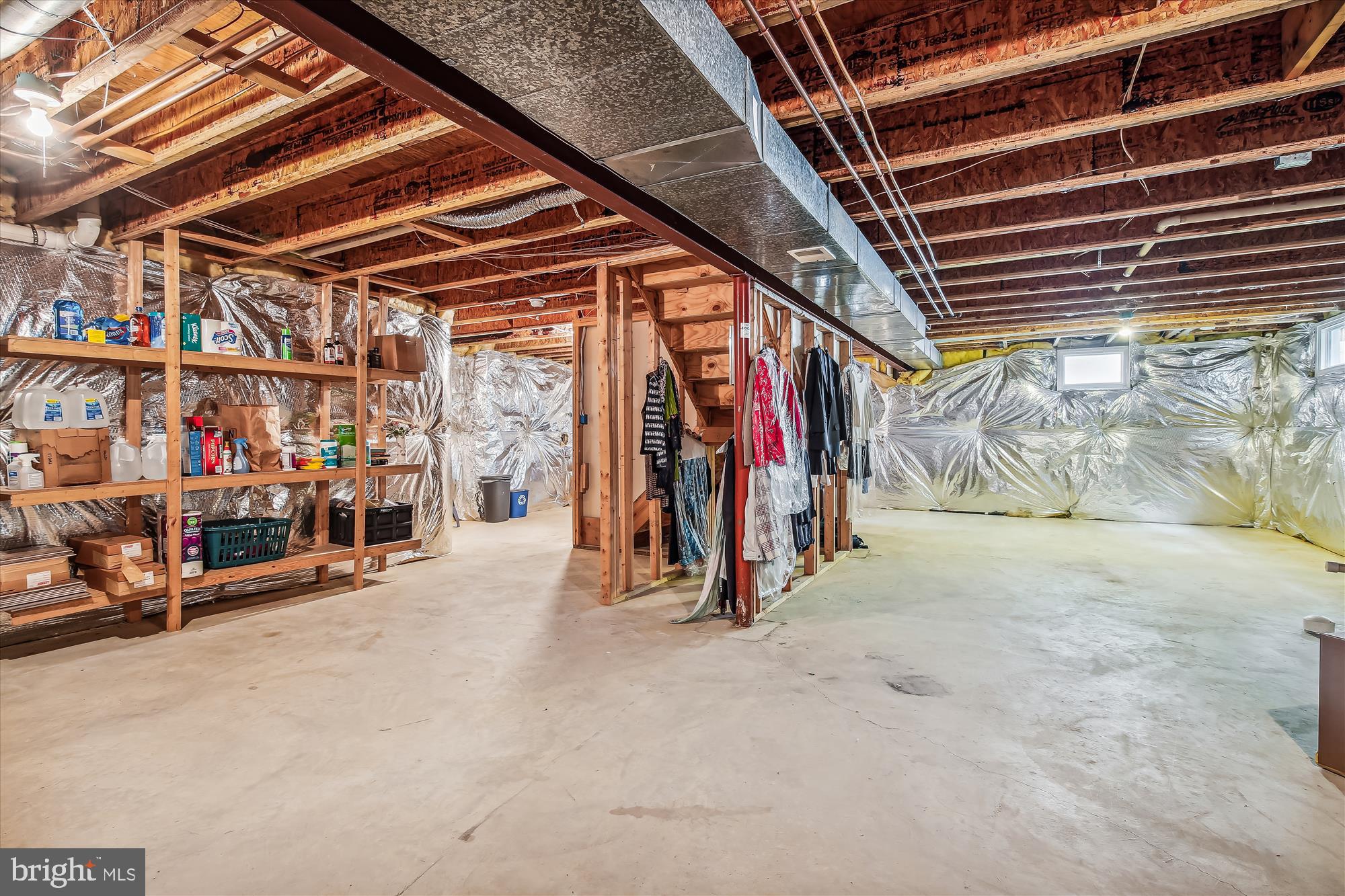 HOLLY CREST - Residential