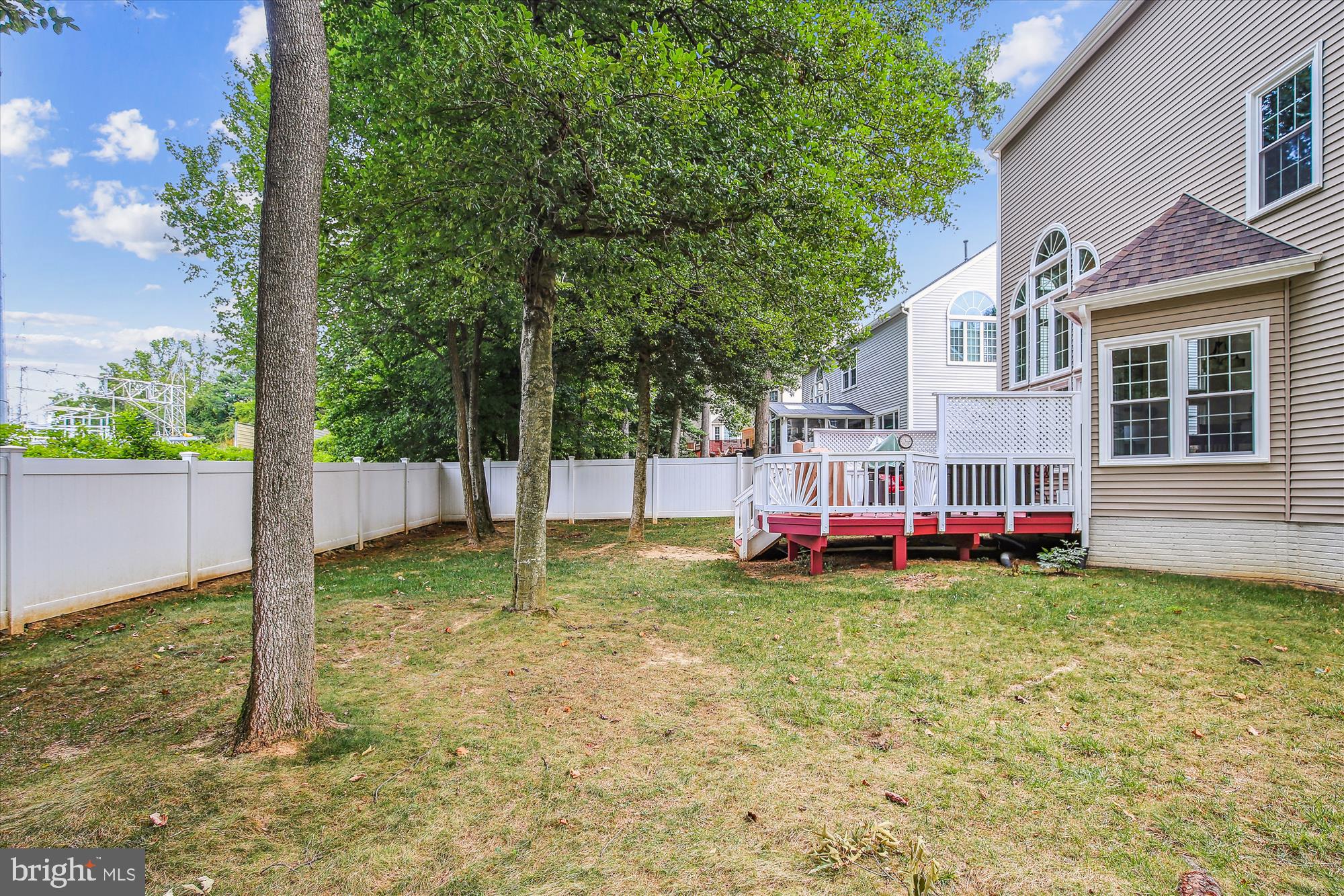 HOLLY CREST - Residential