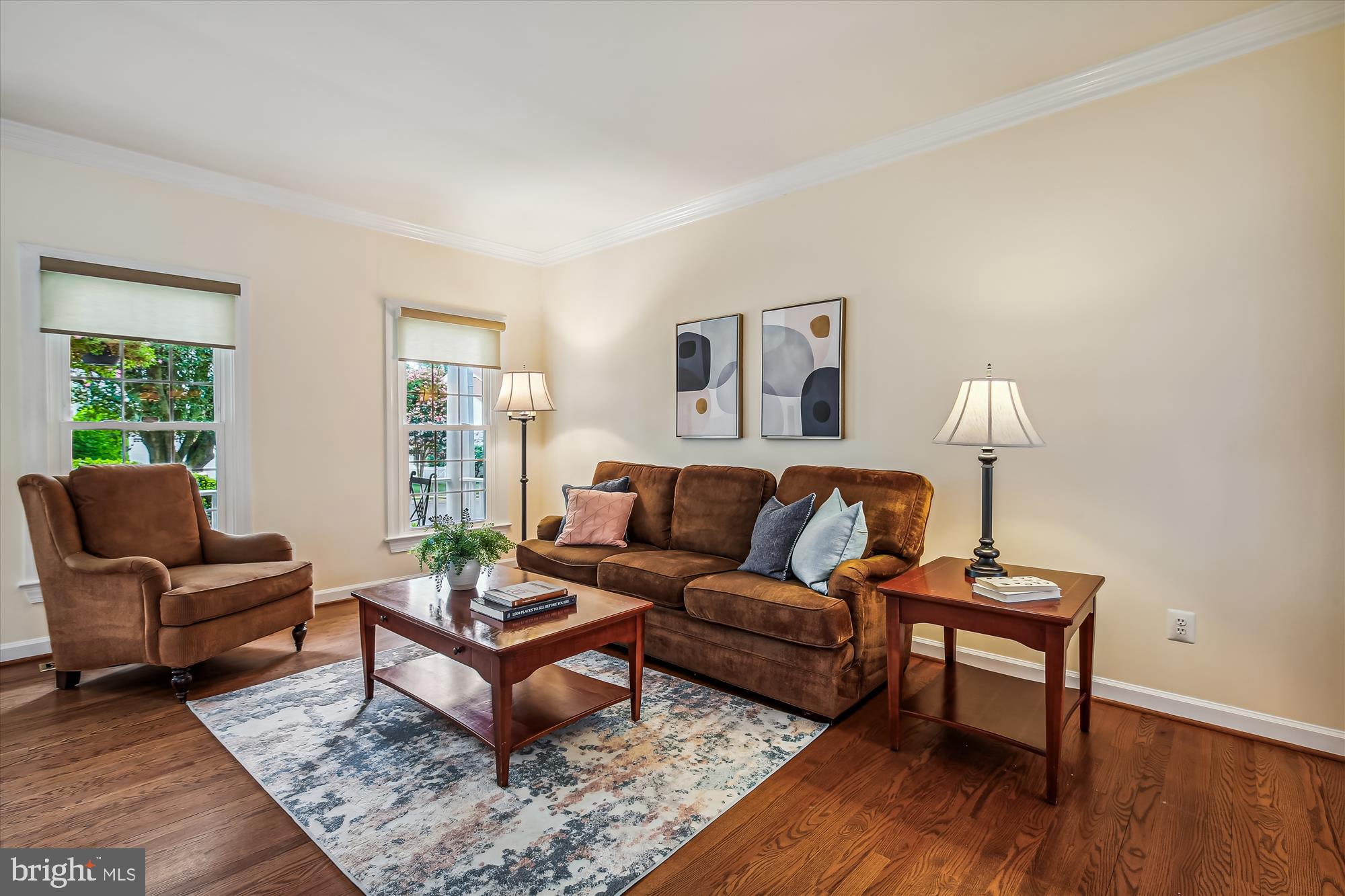 HOLLY CREST - Residential