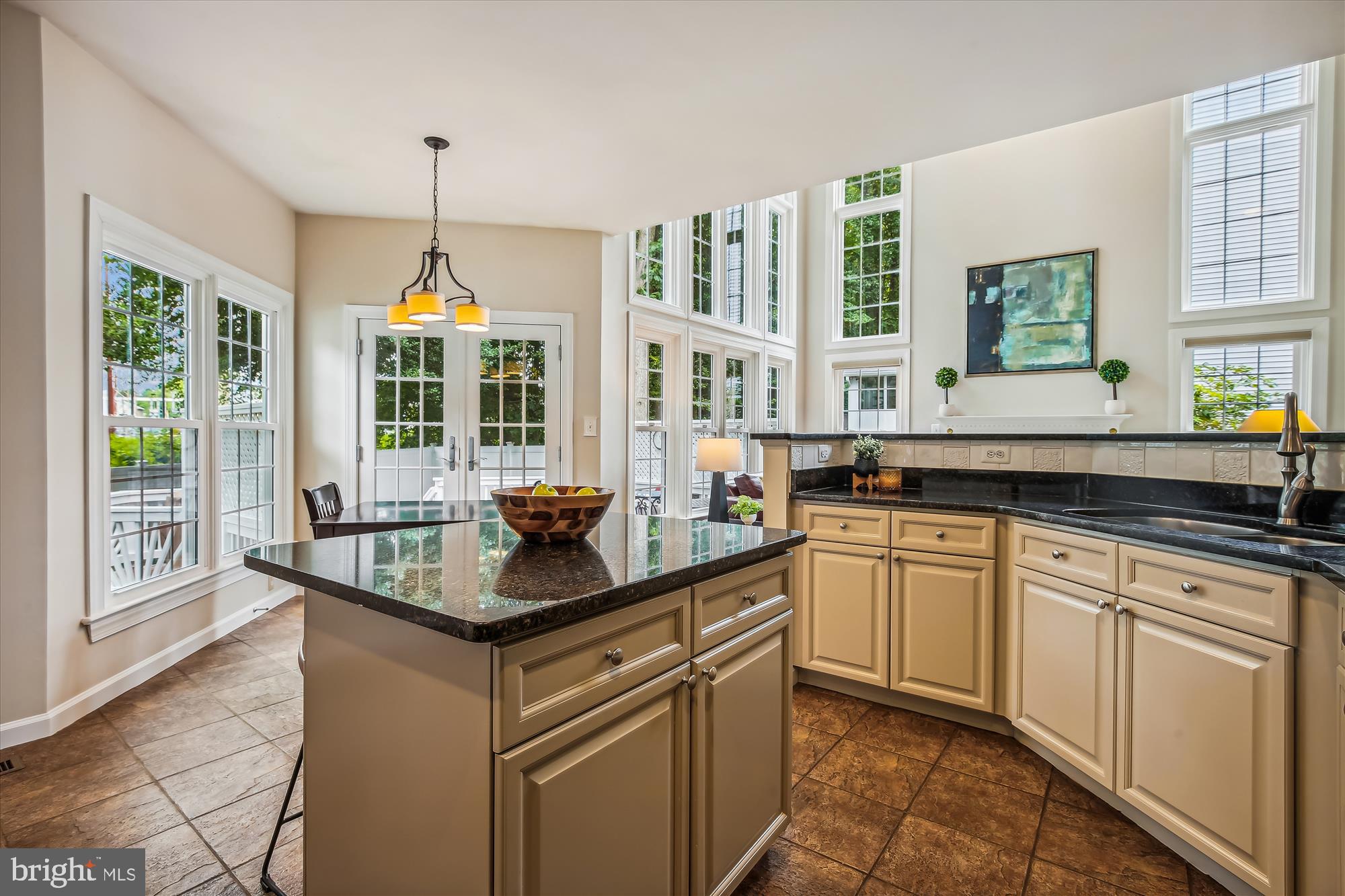 HOLLY CREST - Residential