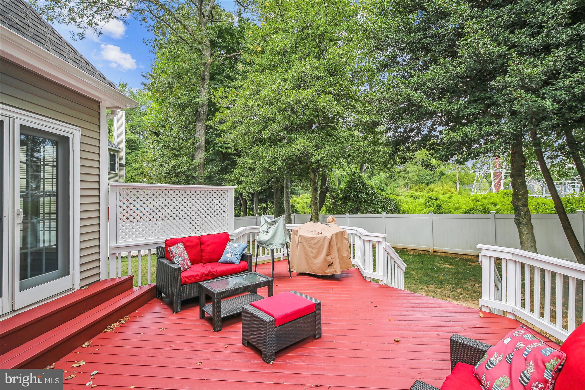 HOLLY CREST - Residential