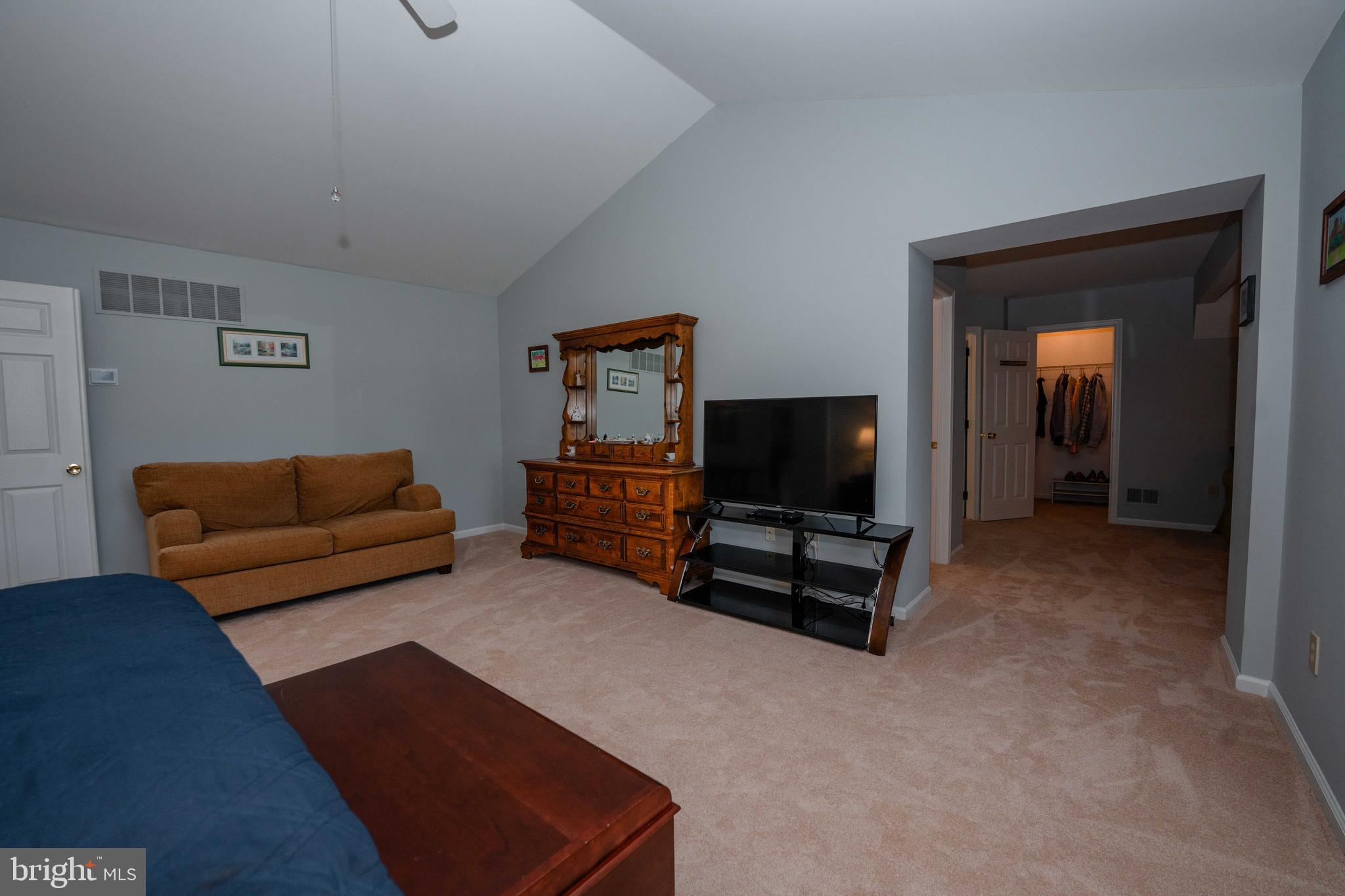 BARRINGTON ESTATES - Residential