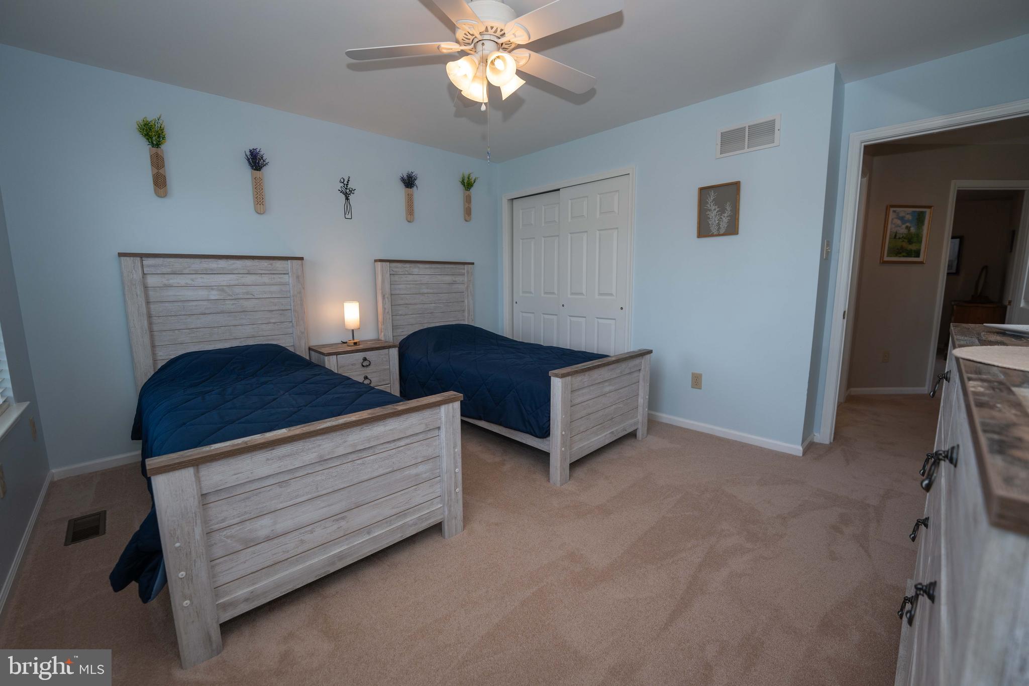 BARRINGTON ESTATES - Residential