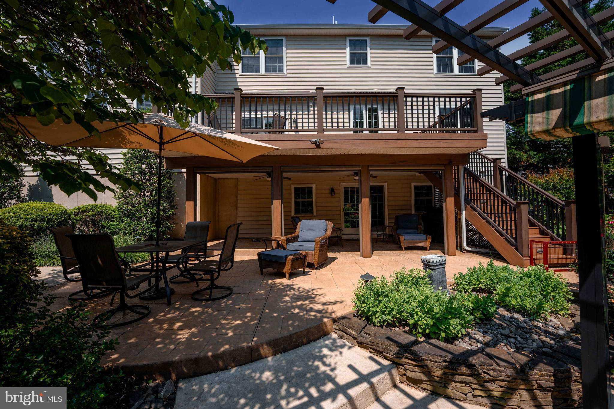 BARRINGTON ESTATES - Residential