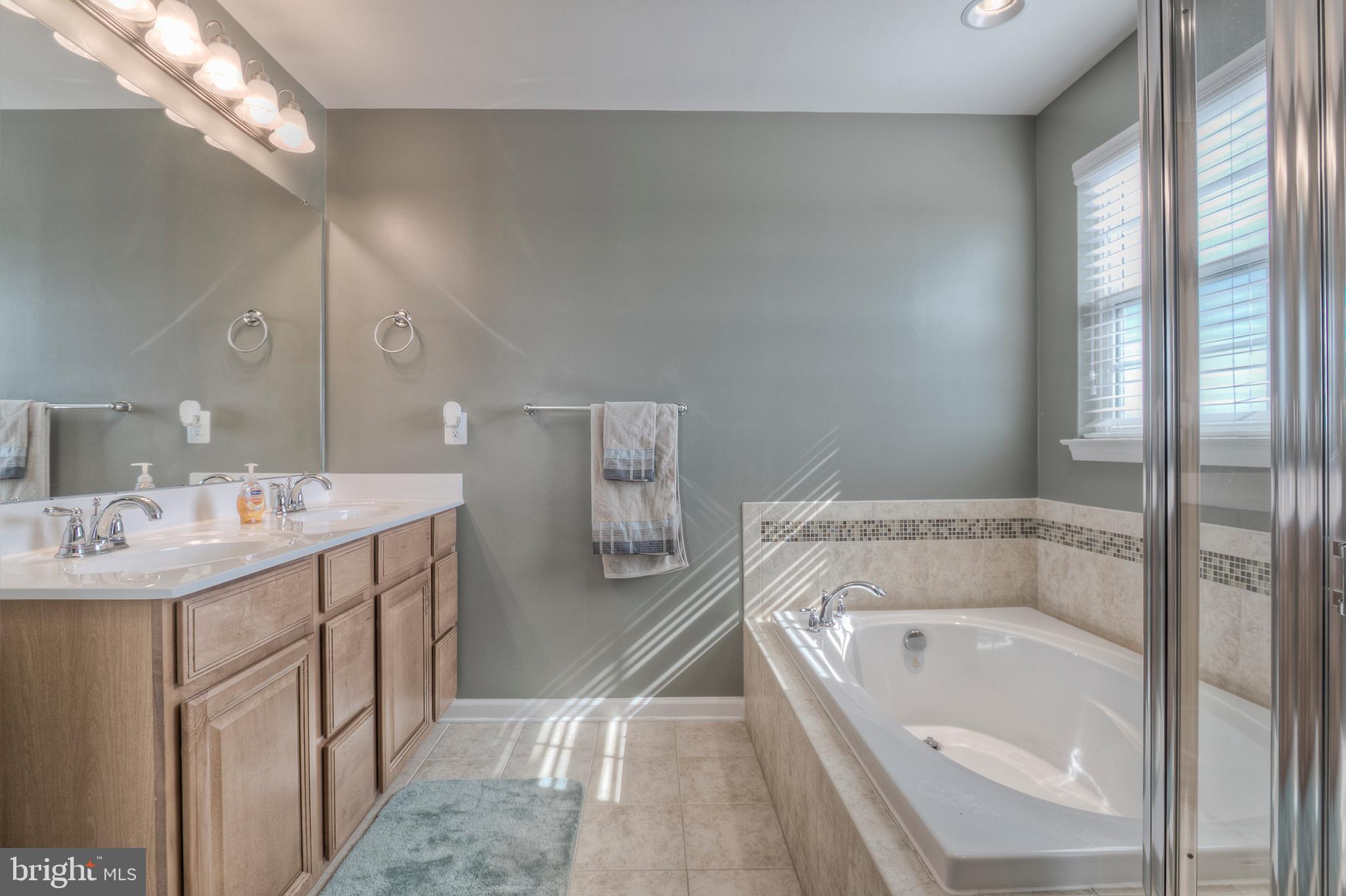 WOODSTREAM - Residential Lease