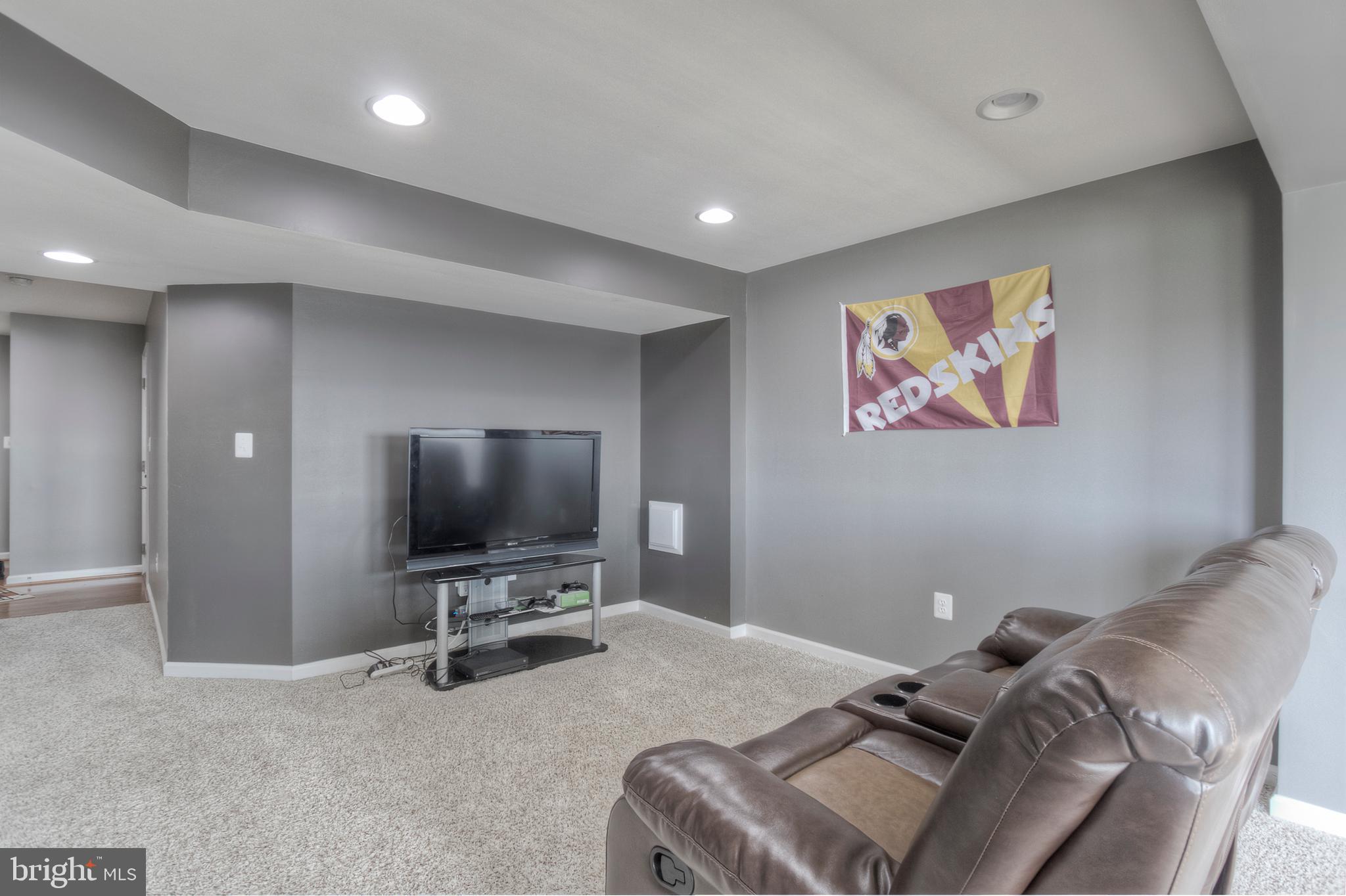 WOODSTREAM - Residential Lease