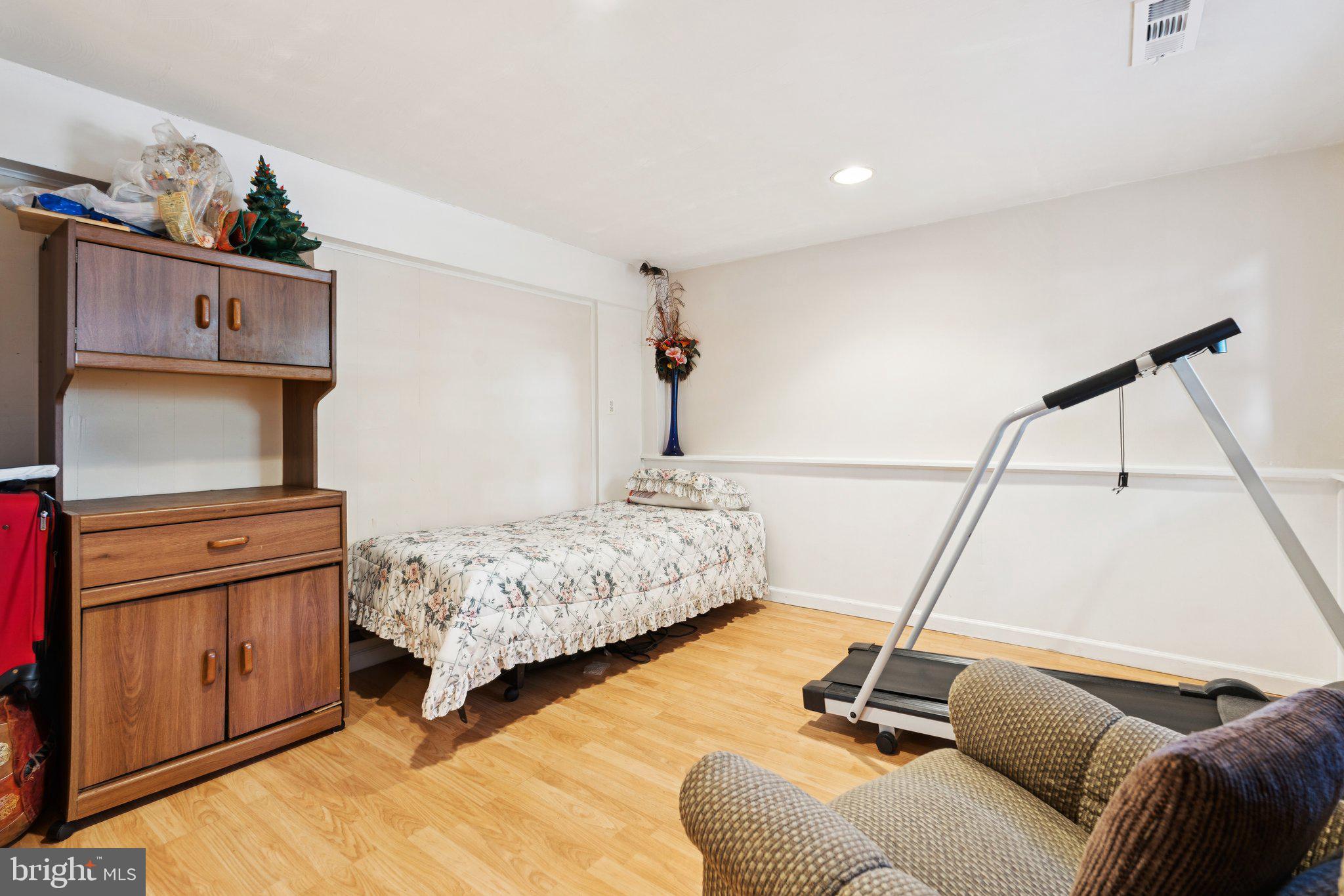 FOUNTAIN HILL - Residential