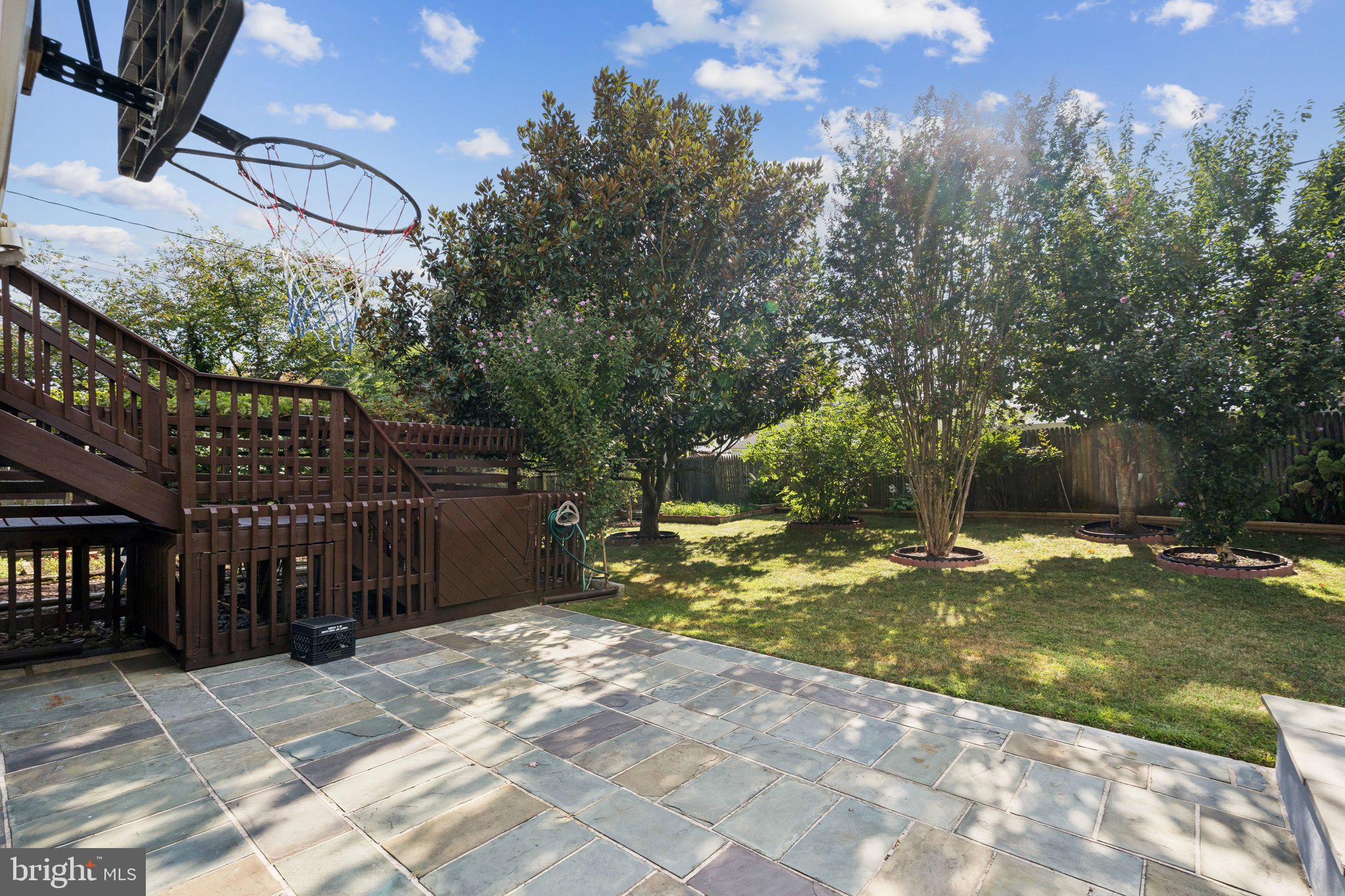 FOUNTAIN HILL - Residential