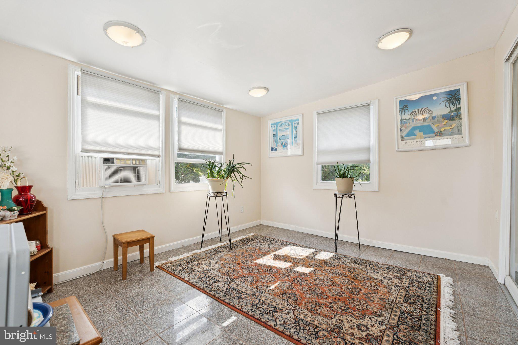 FOUNTAIN HILL - Residential