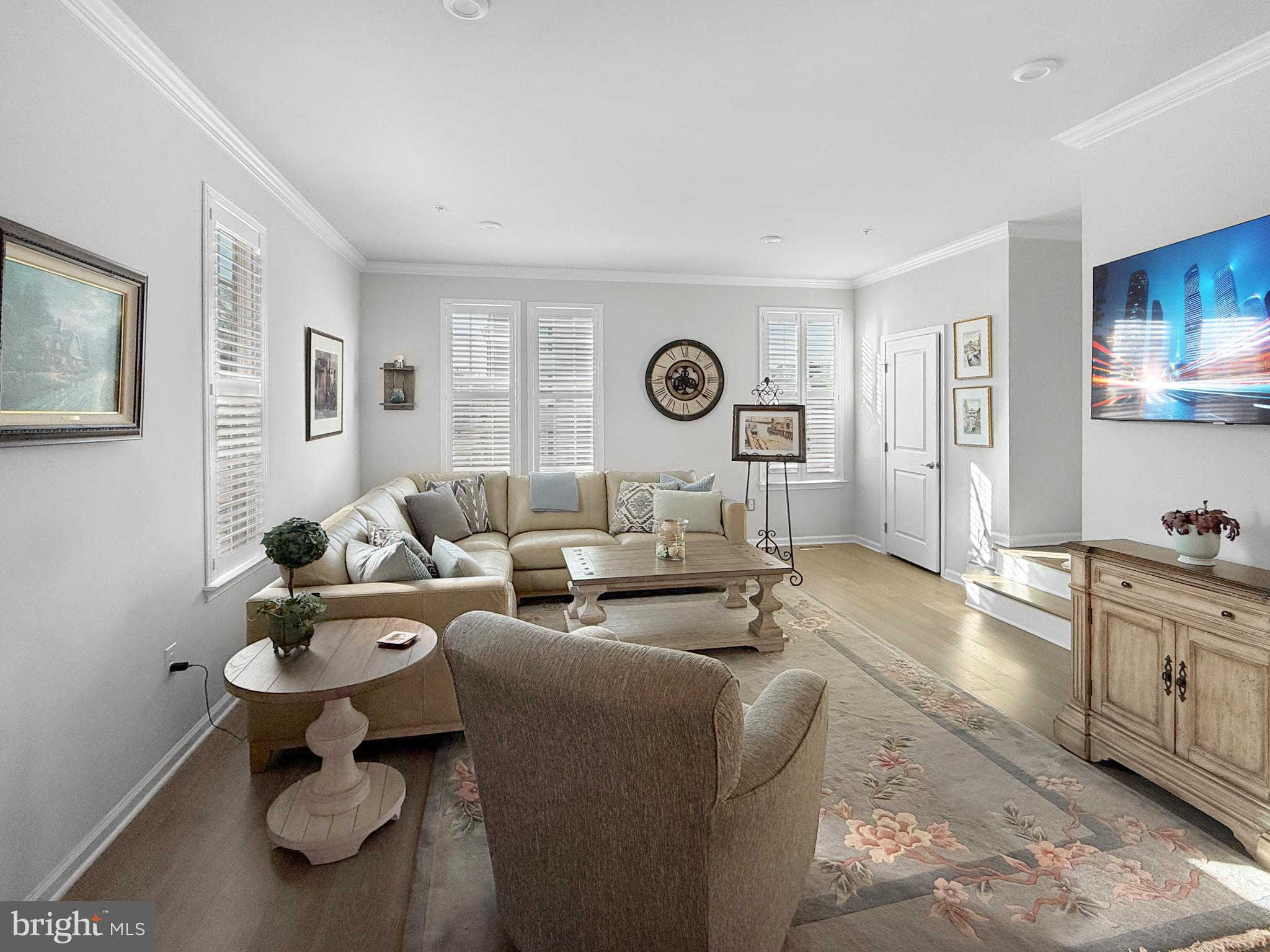 DUBLIN CROSSING - Residential