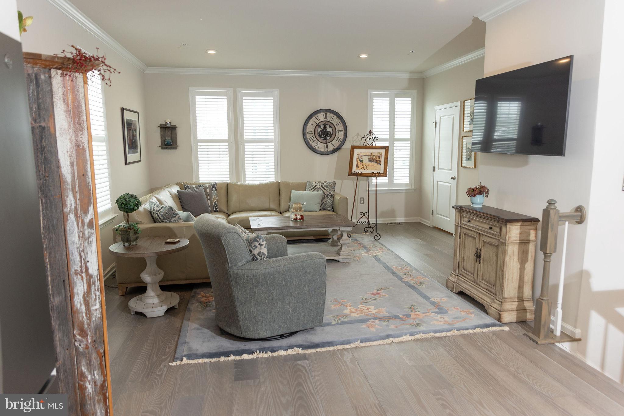 DUBLIN CROSSING - Residential