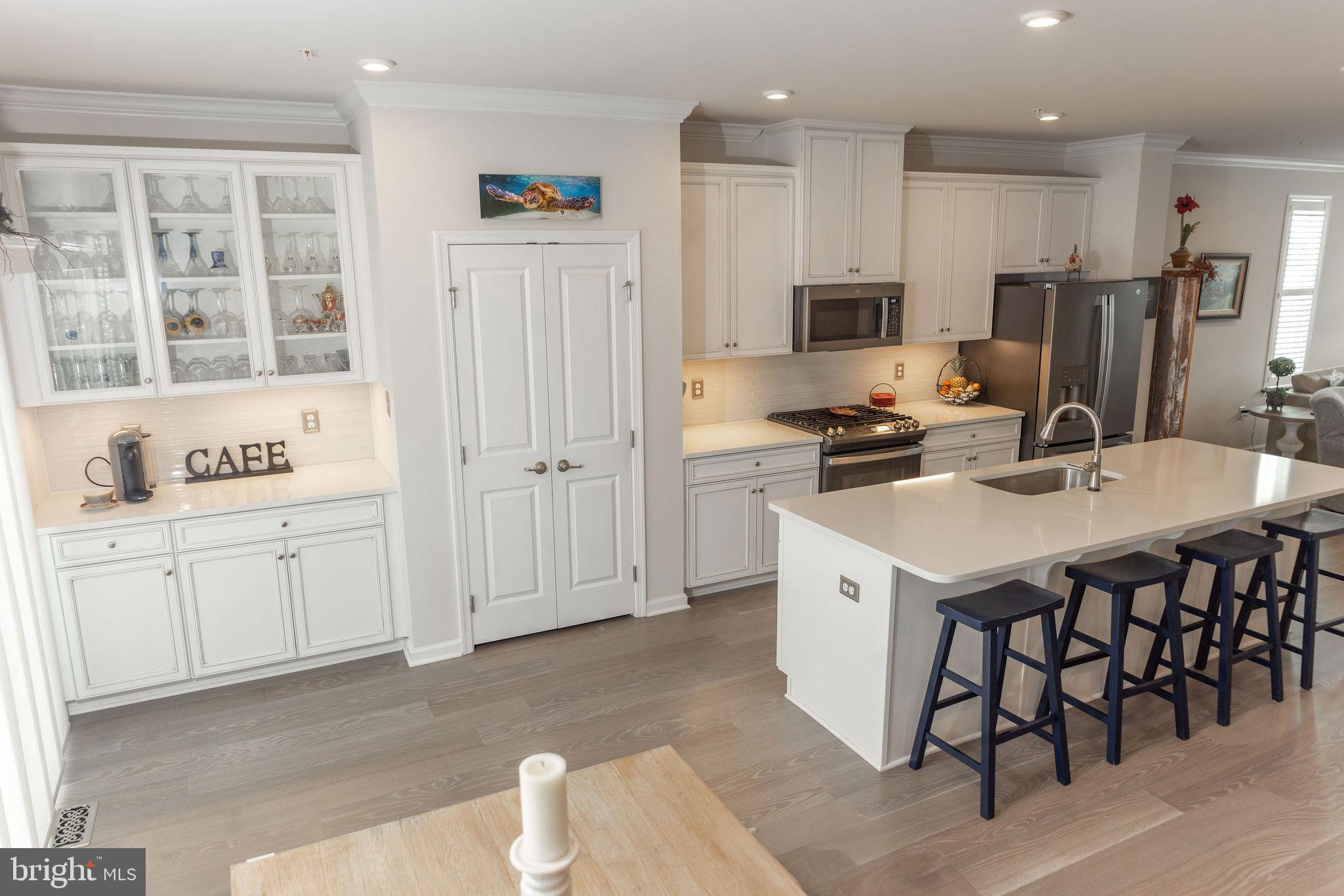 DUBLIN CROSSING - Residential