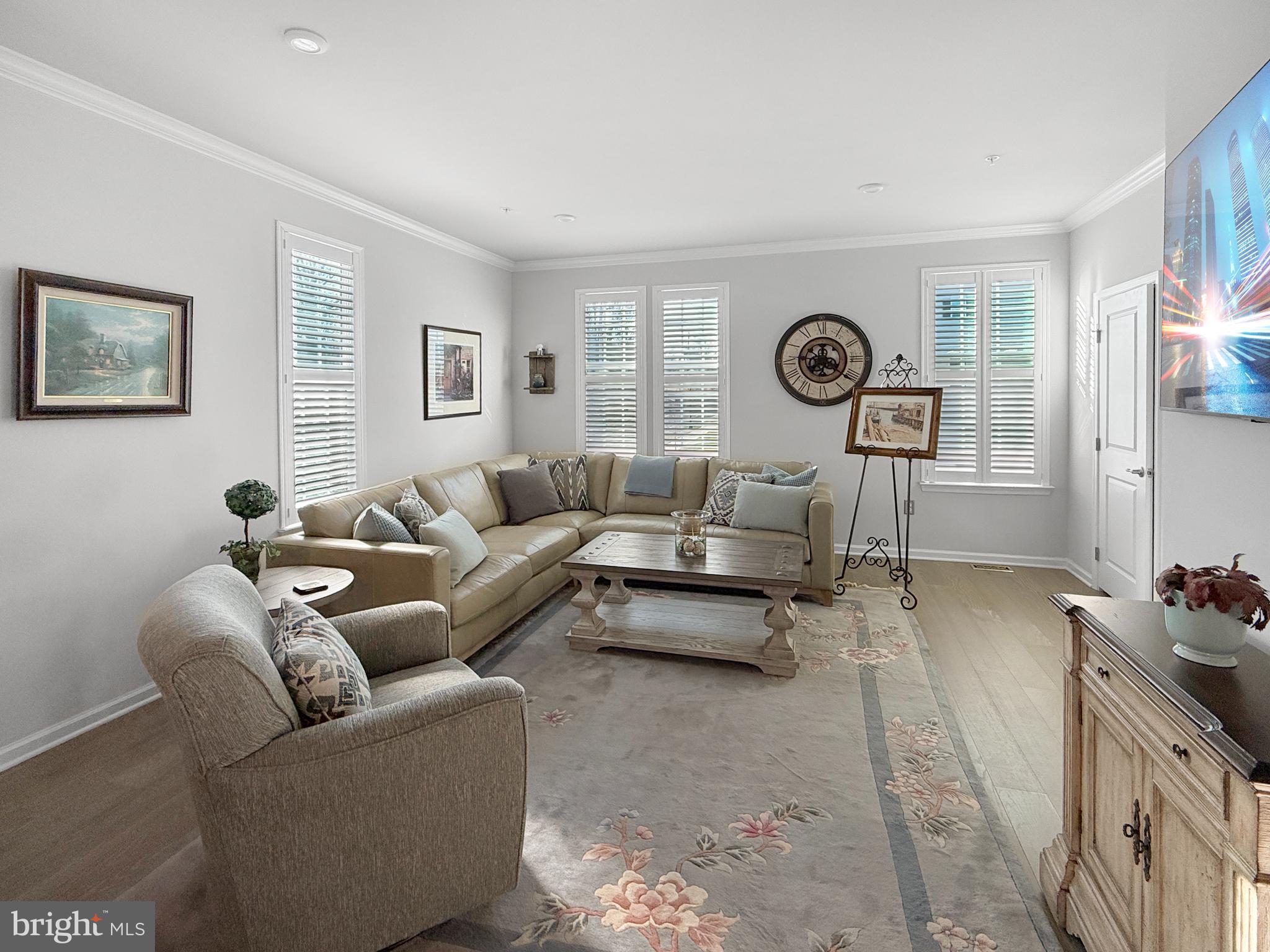 DUBLIN CROSSING - Residential