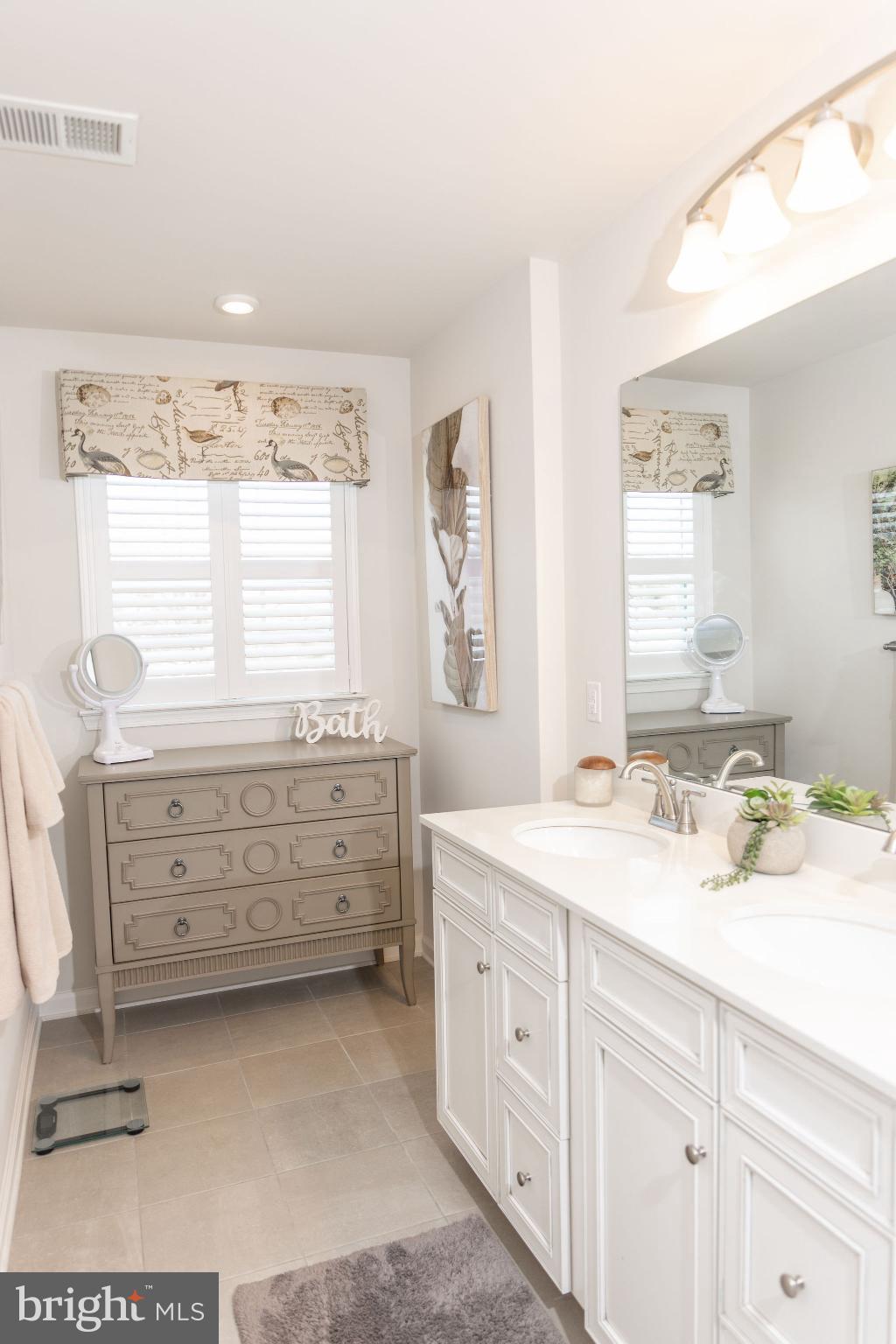 DUBLIN CROSSING - Residential