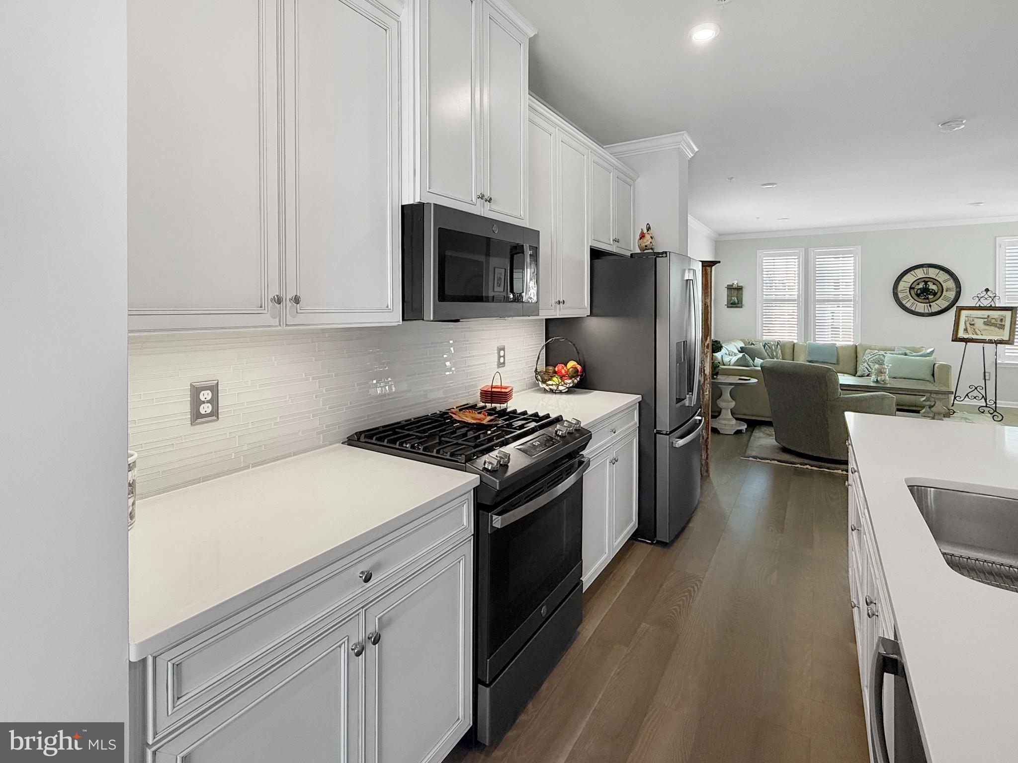 DUBLIN CROSSING - Residential