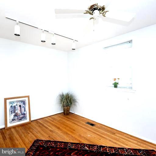 SPRINGLAKE - Residential