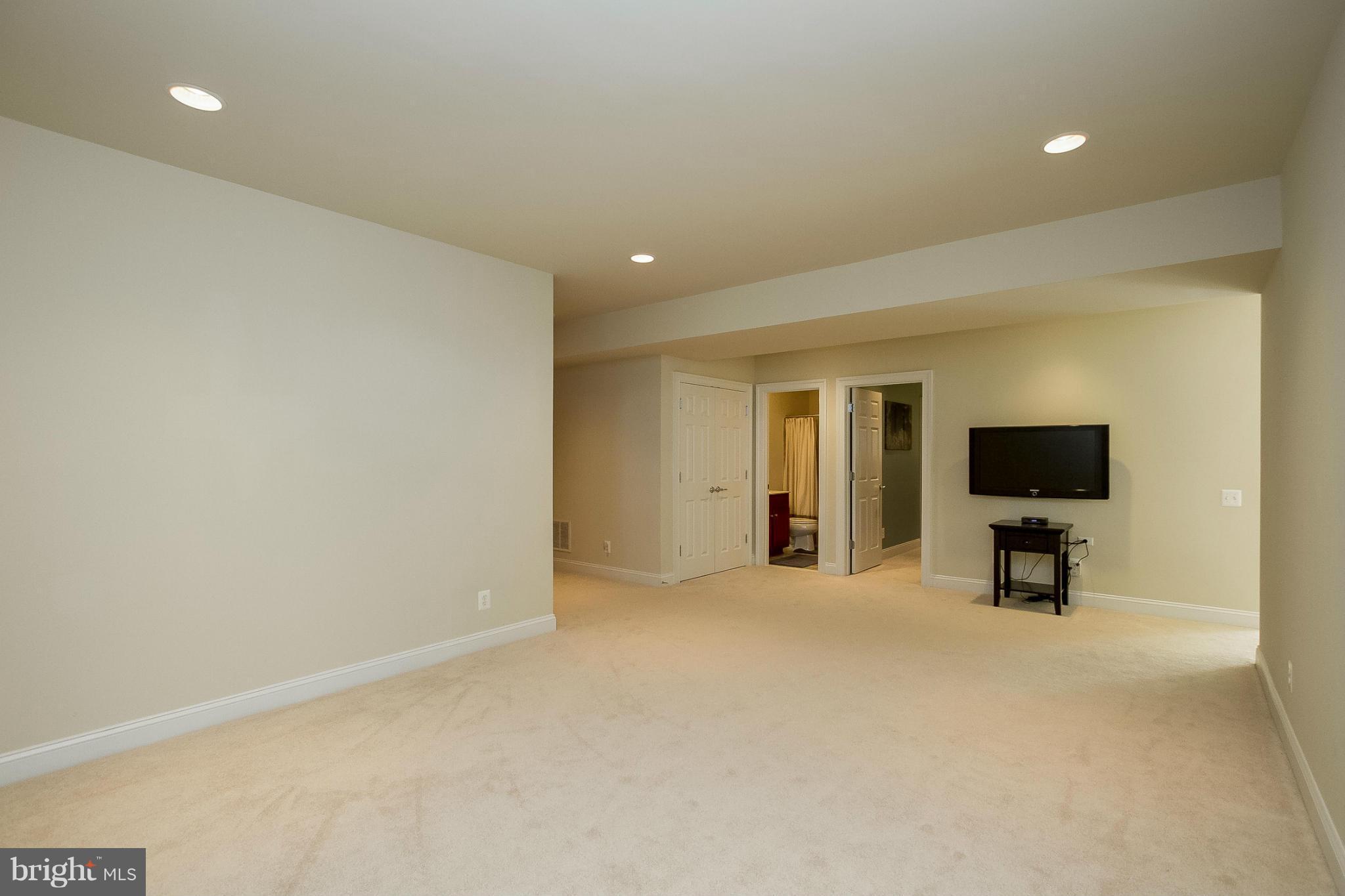 BRAMBLETON - Residential