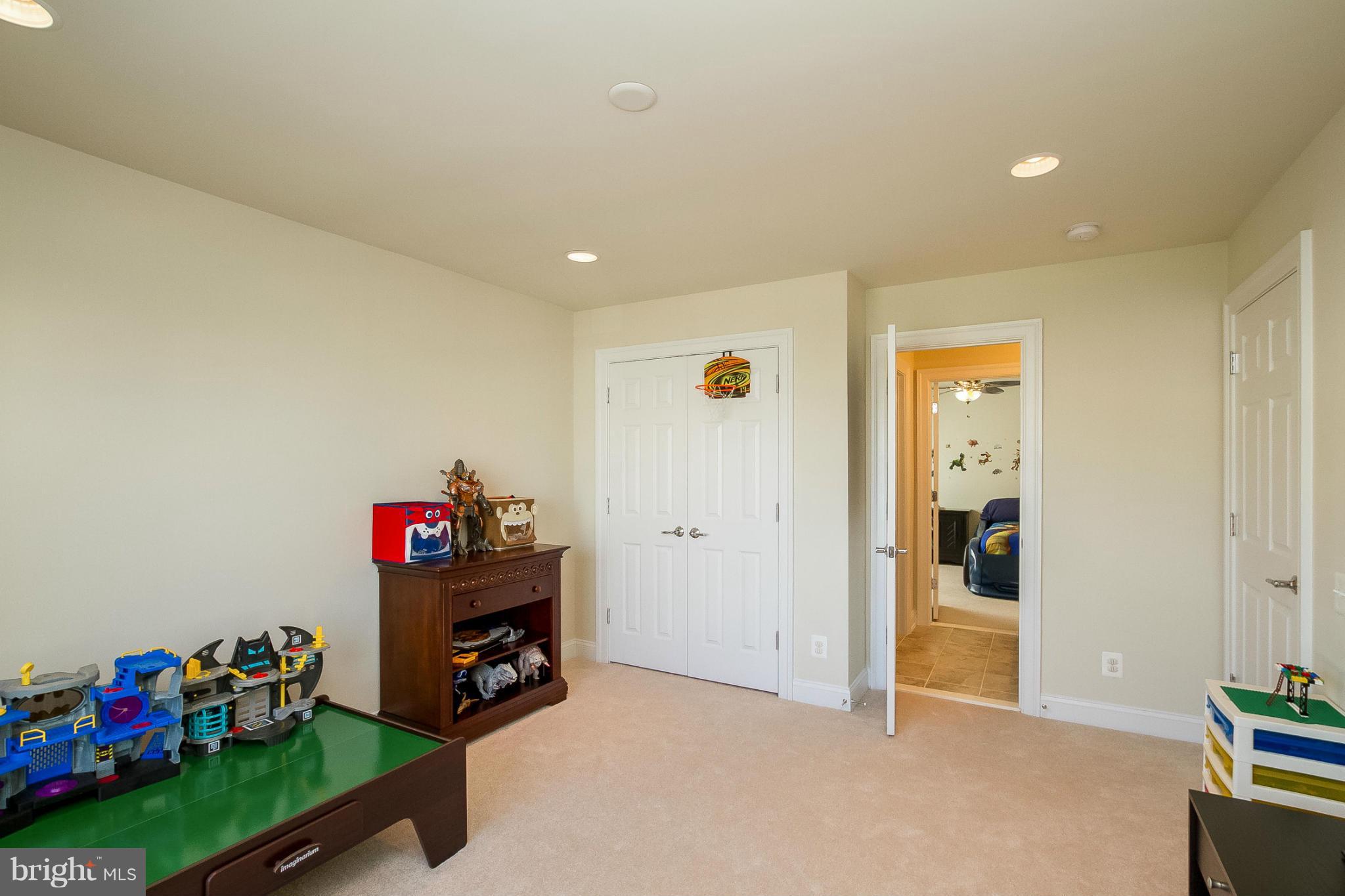 BRAMBLETON - Residential
