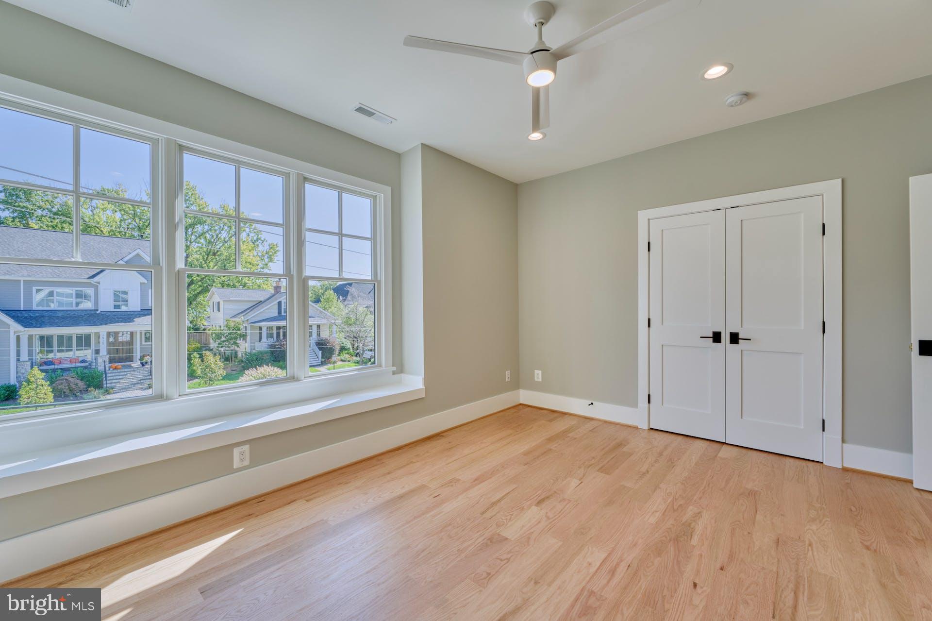 EAST FALLS CHURCH - Residential