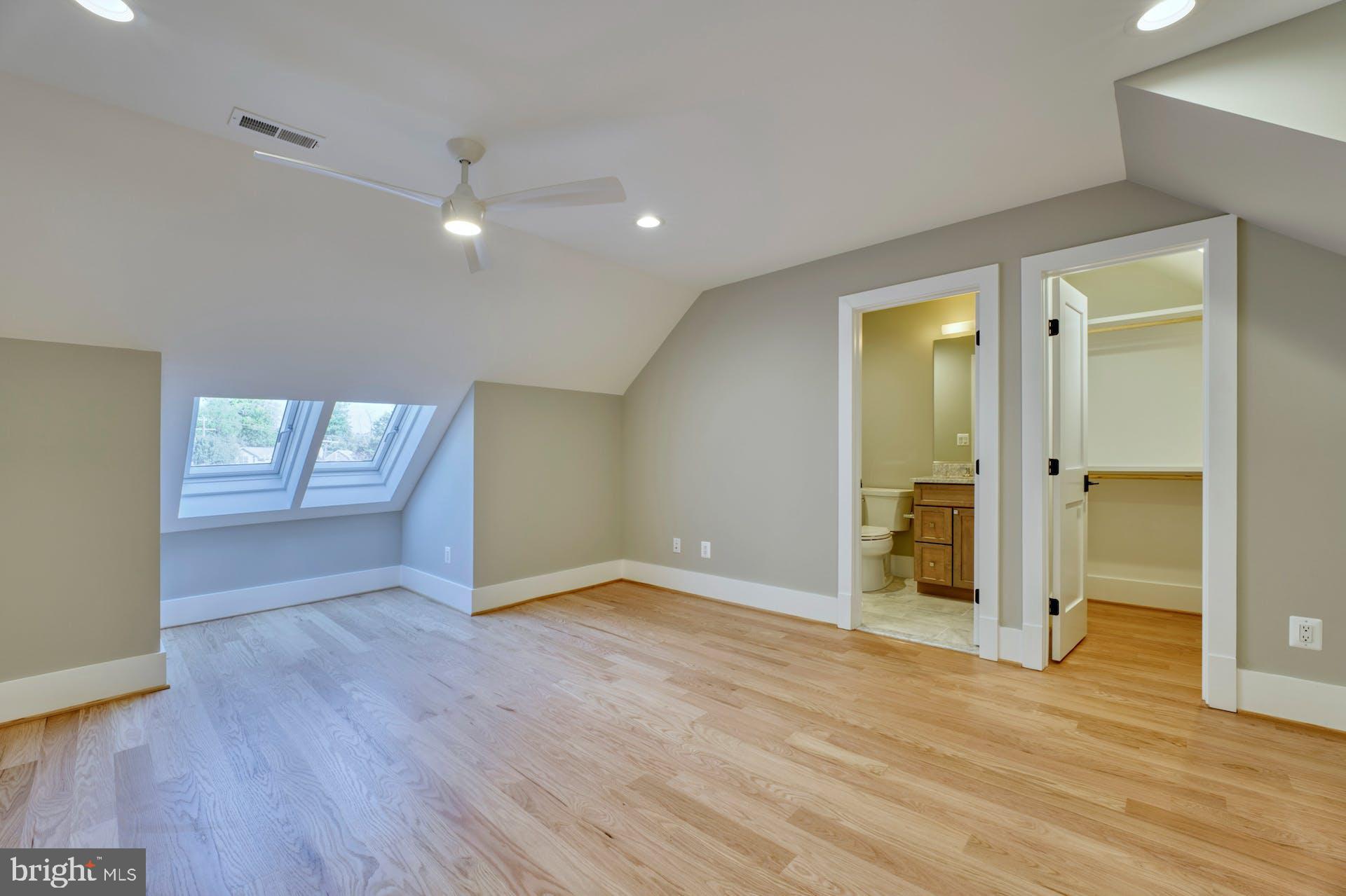 EAST FALLS CHURCH - Residential