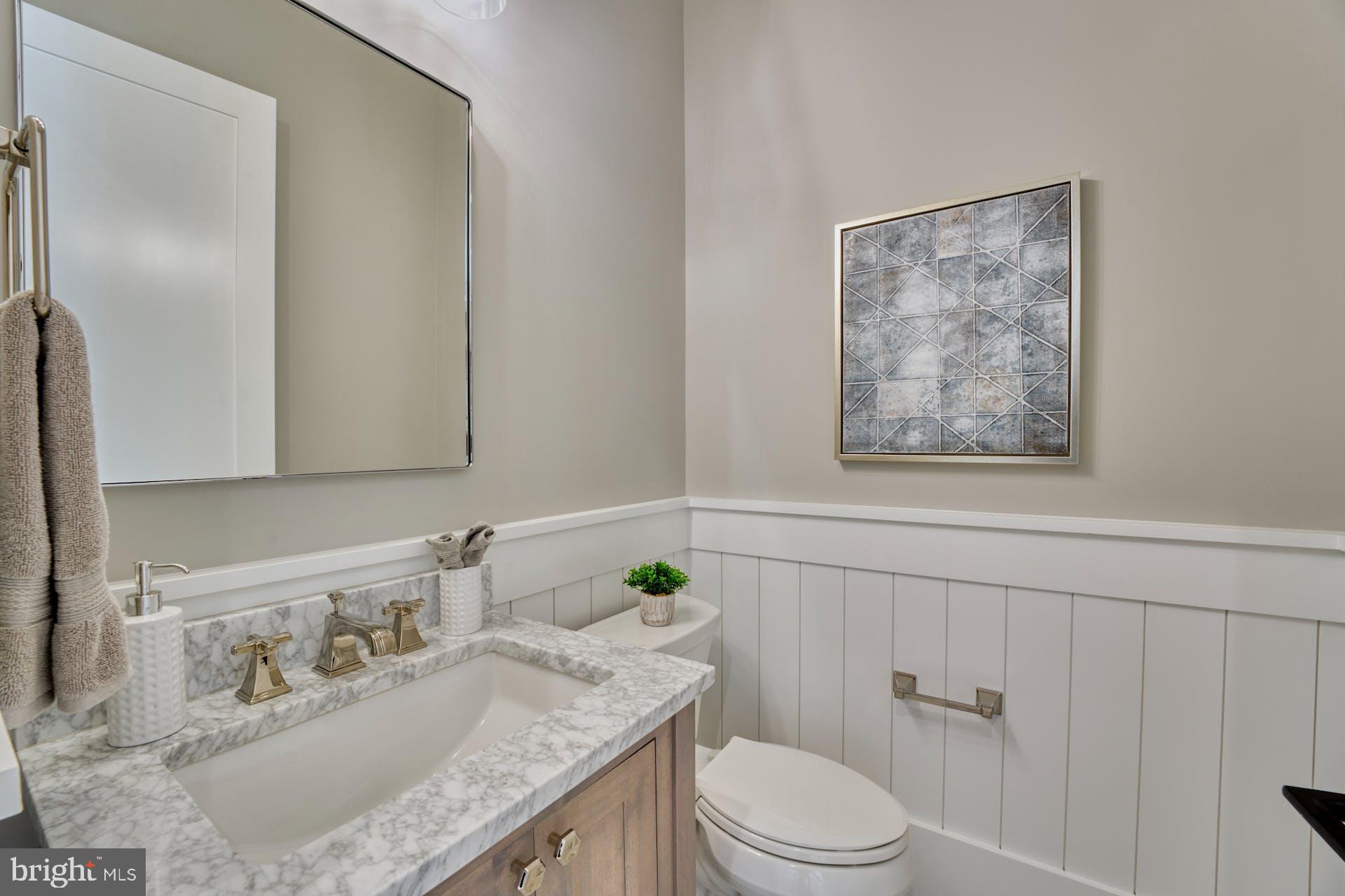 EAST FALLS CHURCH - Residential