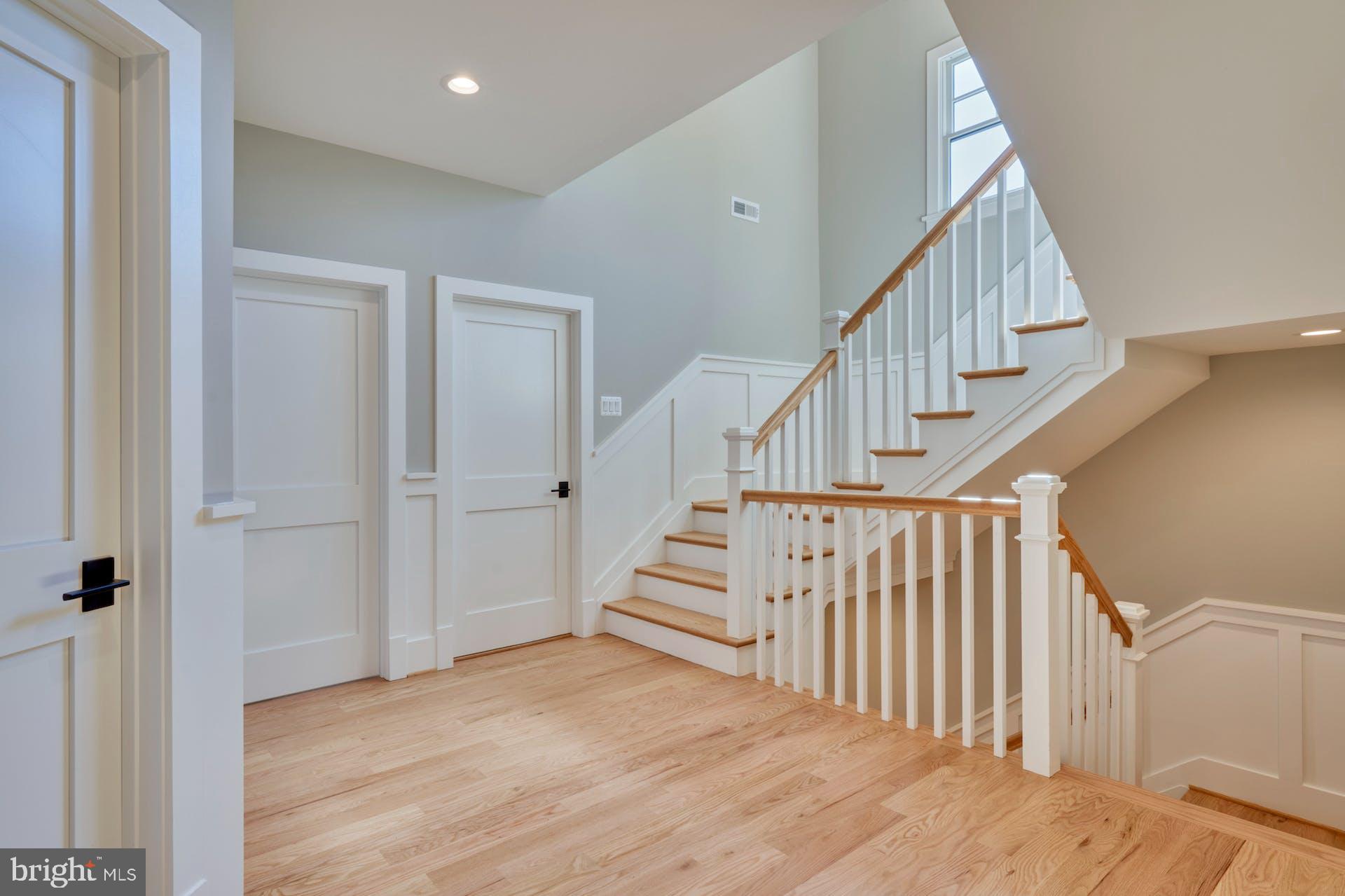 EAST FALLS CHURCH - Residential