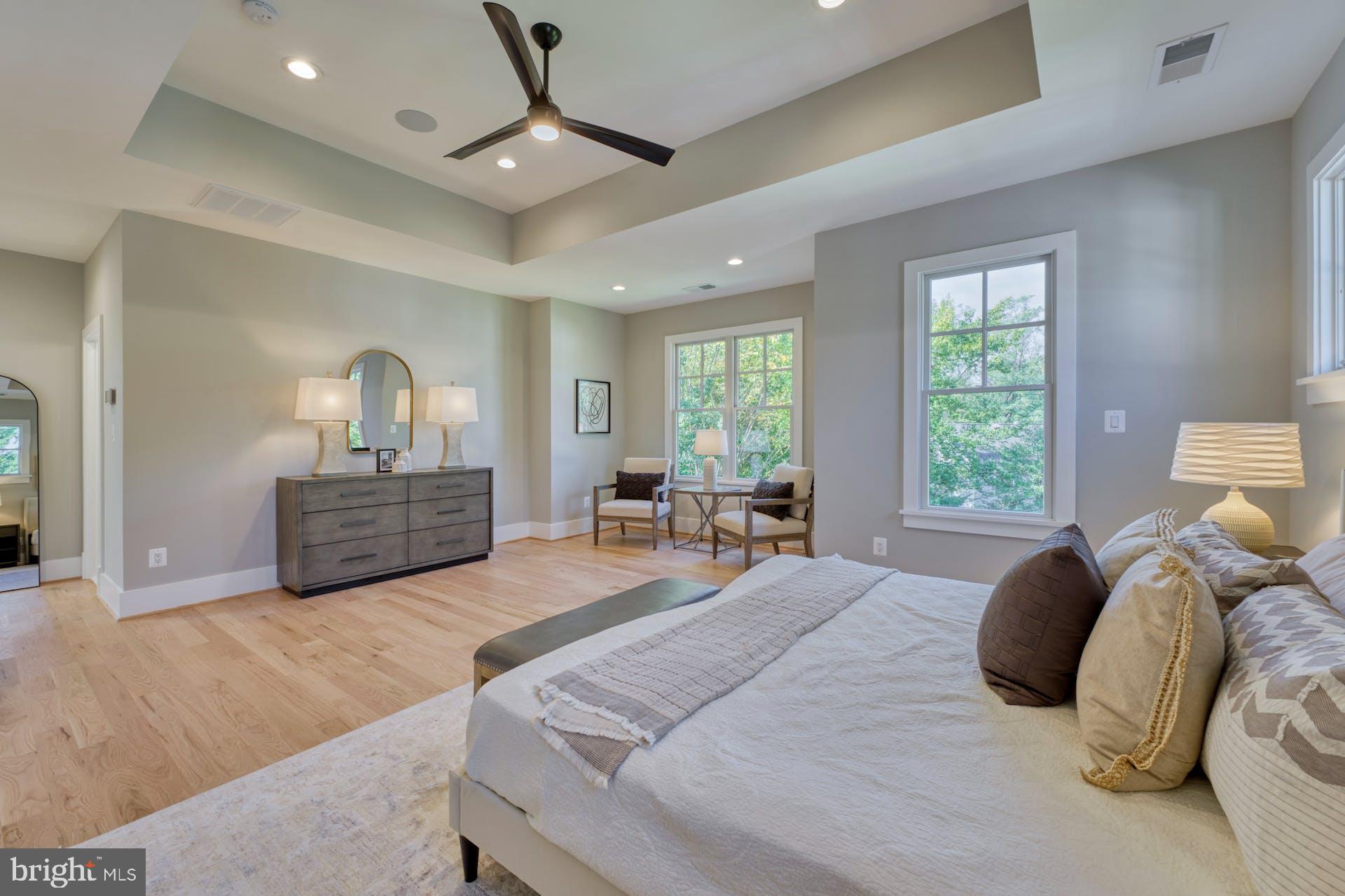 EAST FALLS CHURCH - Residential