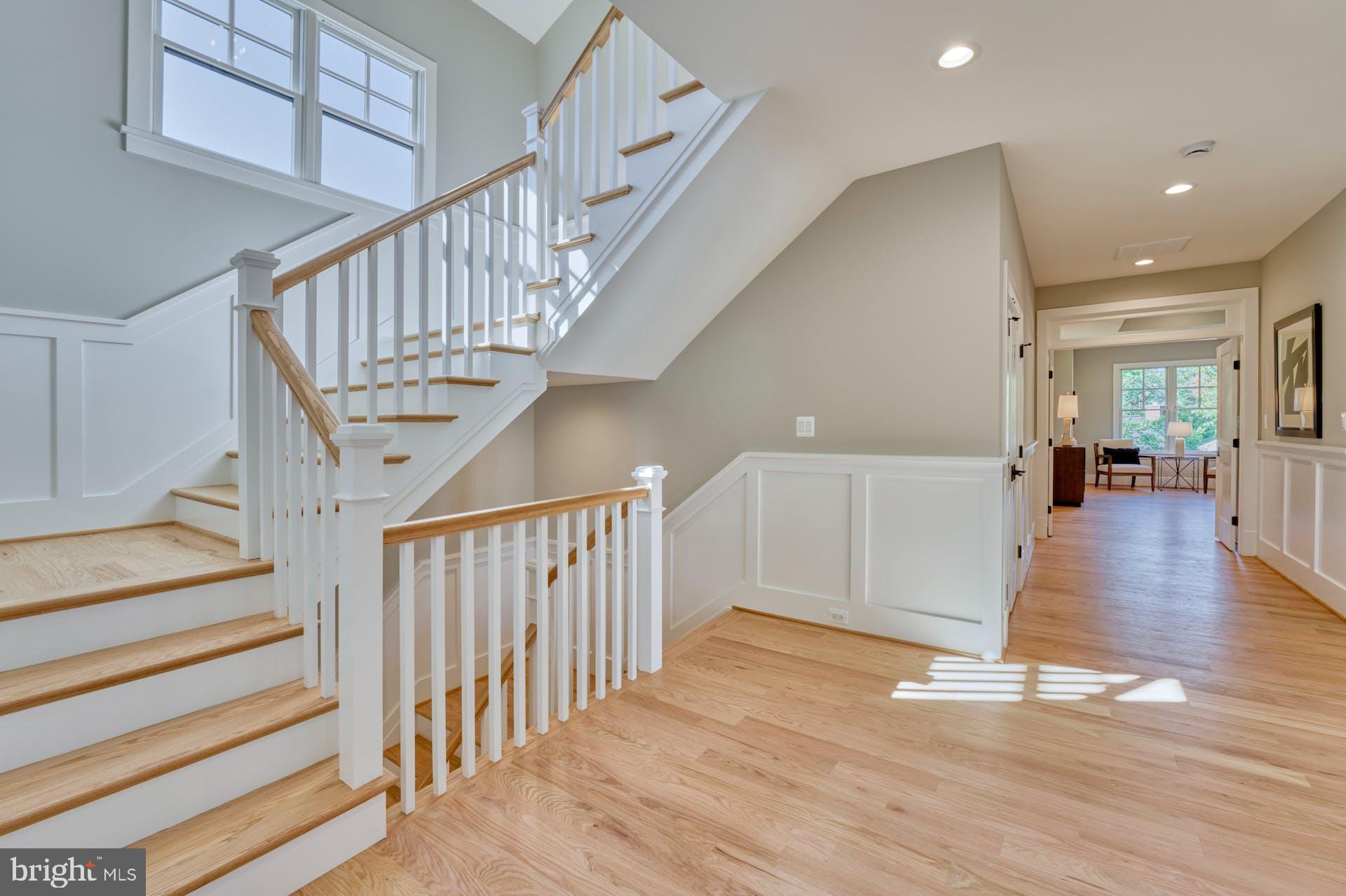 EAST FALLS CHURCH - Residential