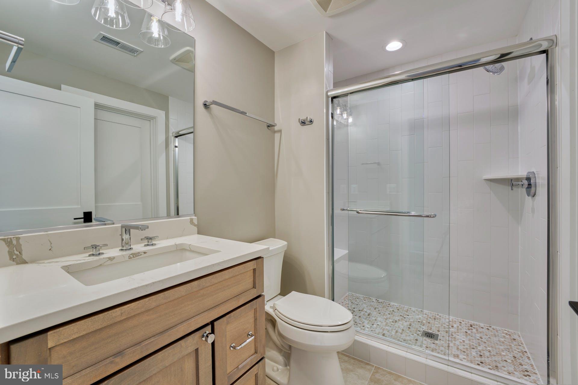 EAST FALLS CHURCH - Residential