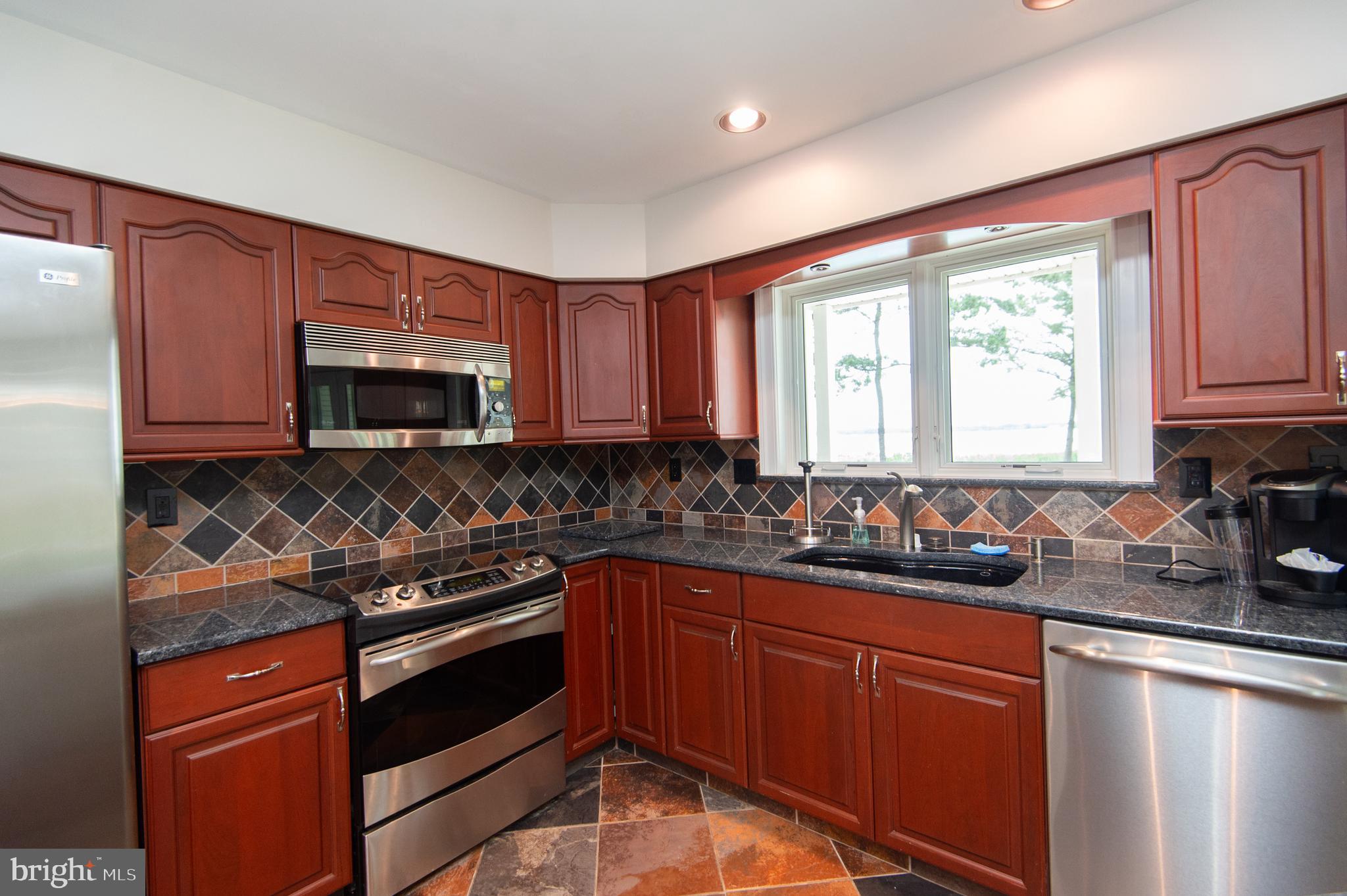 MOOSE LODGE - Residential