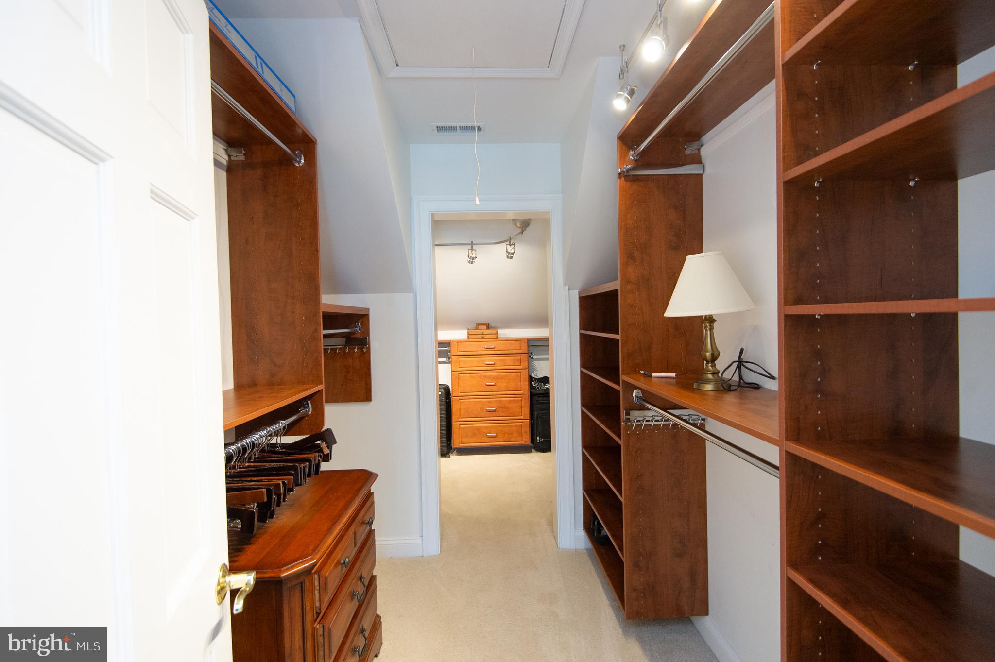 MOOSE LODGE - Residential