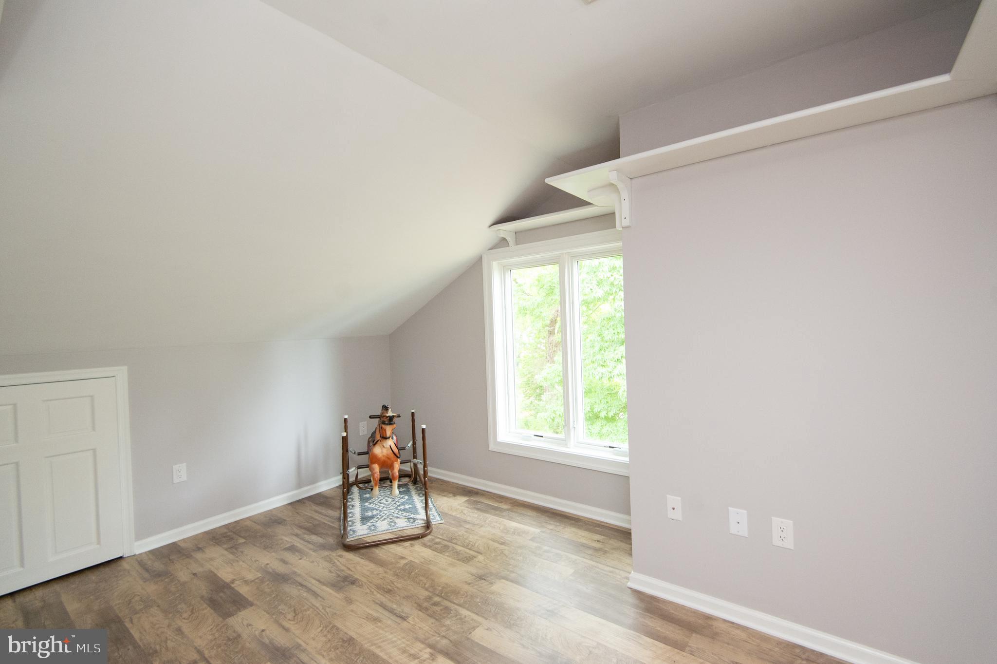 MOOSE LODGE - Residential