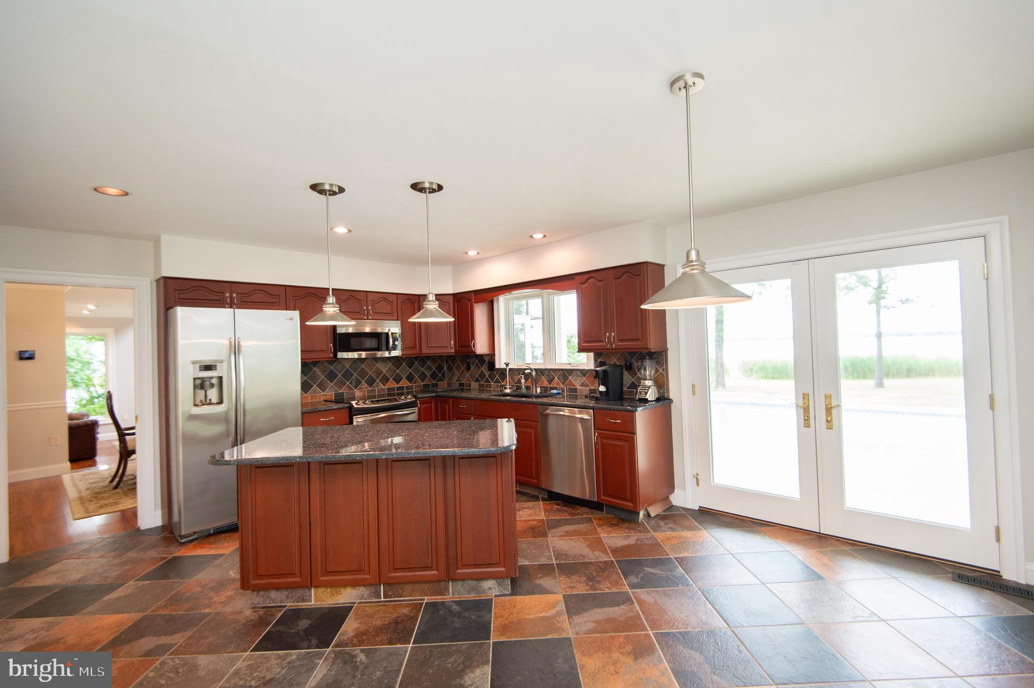 MOOSE LODGE - Residential