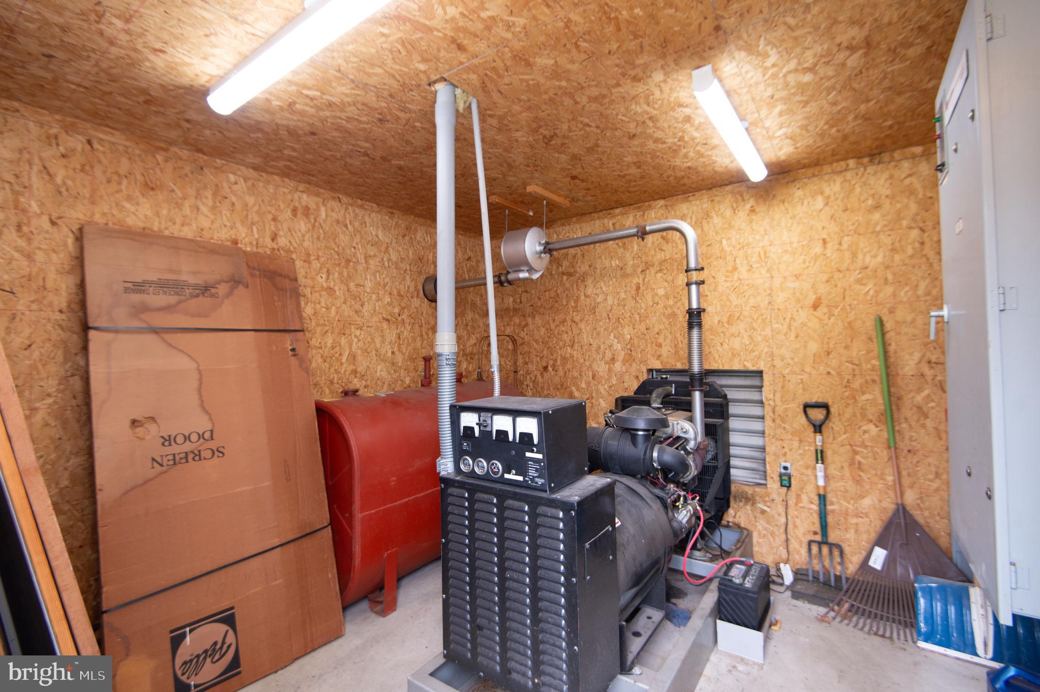 MOOSE LODGE - Residential