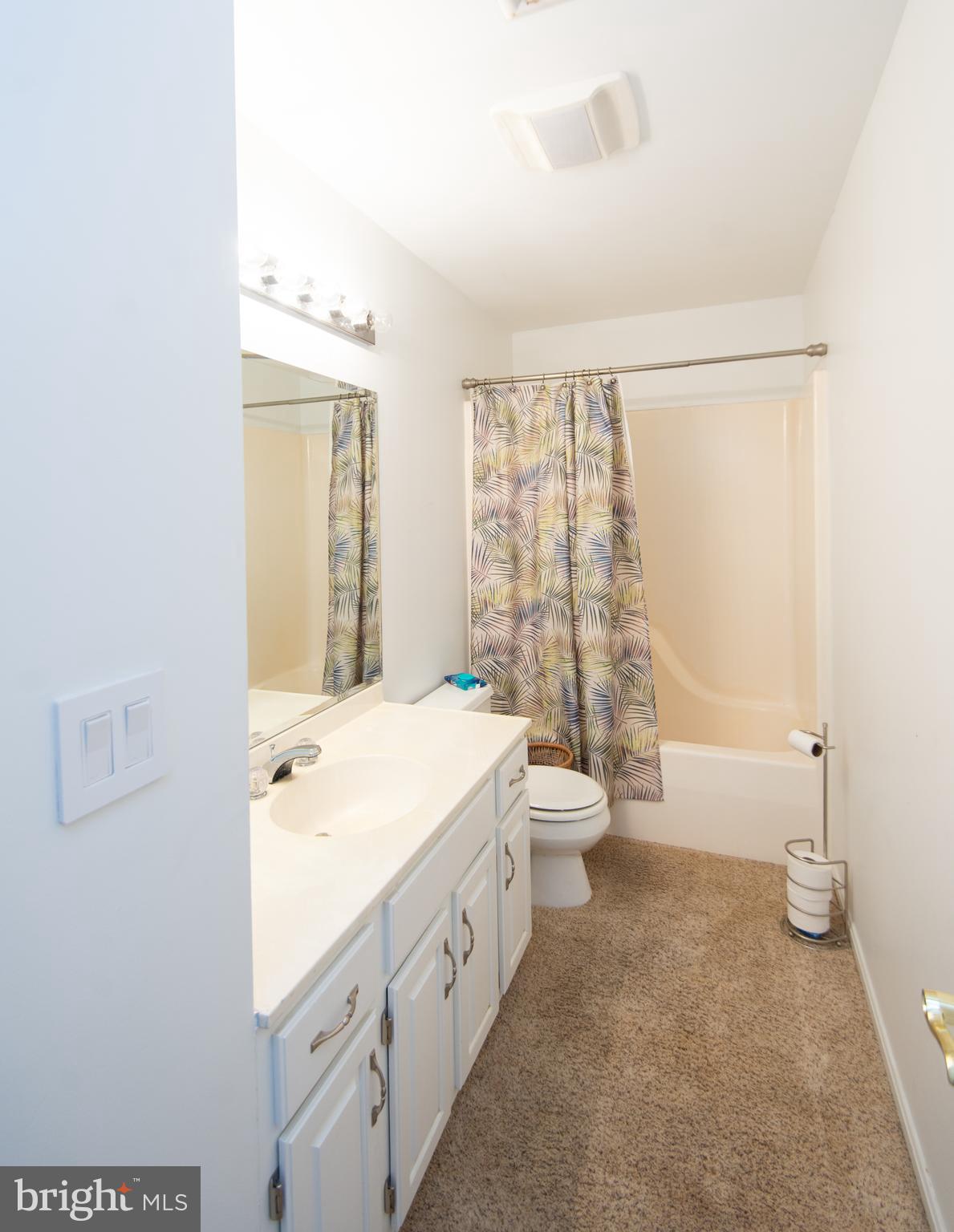 MOOSE LODGE - Residential