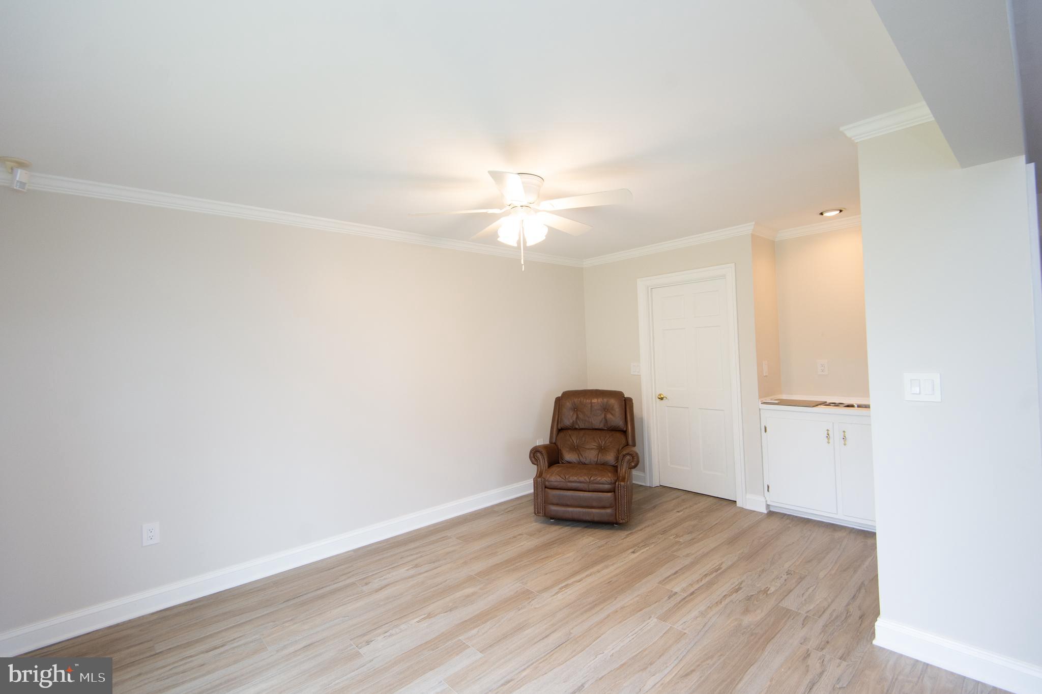 MOOSE LODGE - Residential