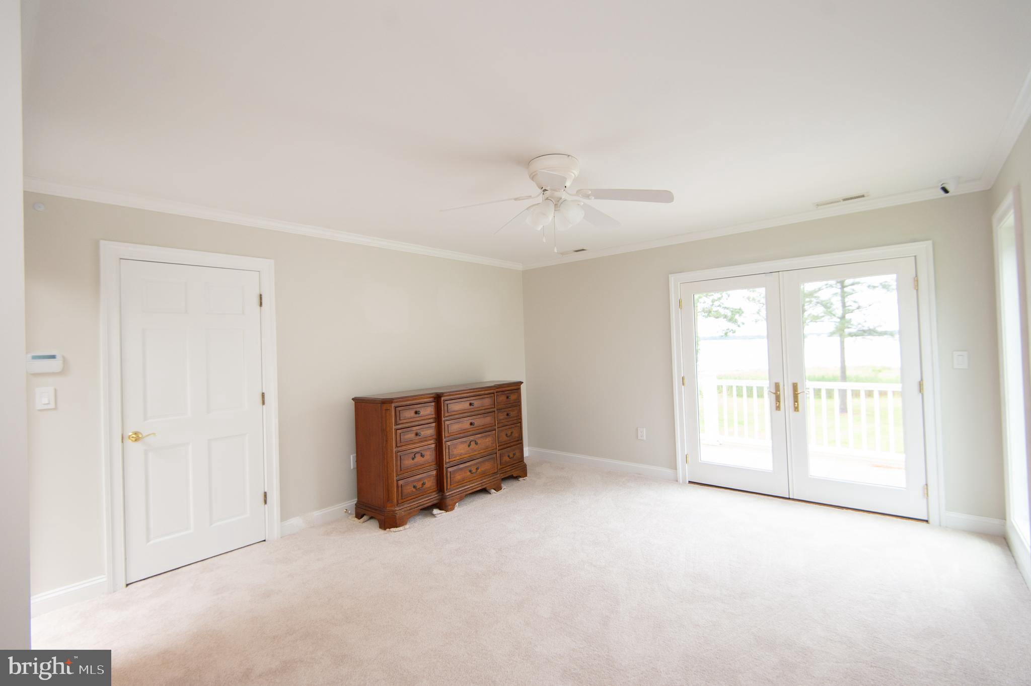 MOOSE LODGE - Residential