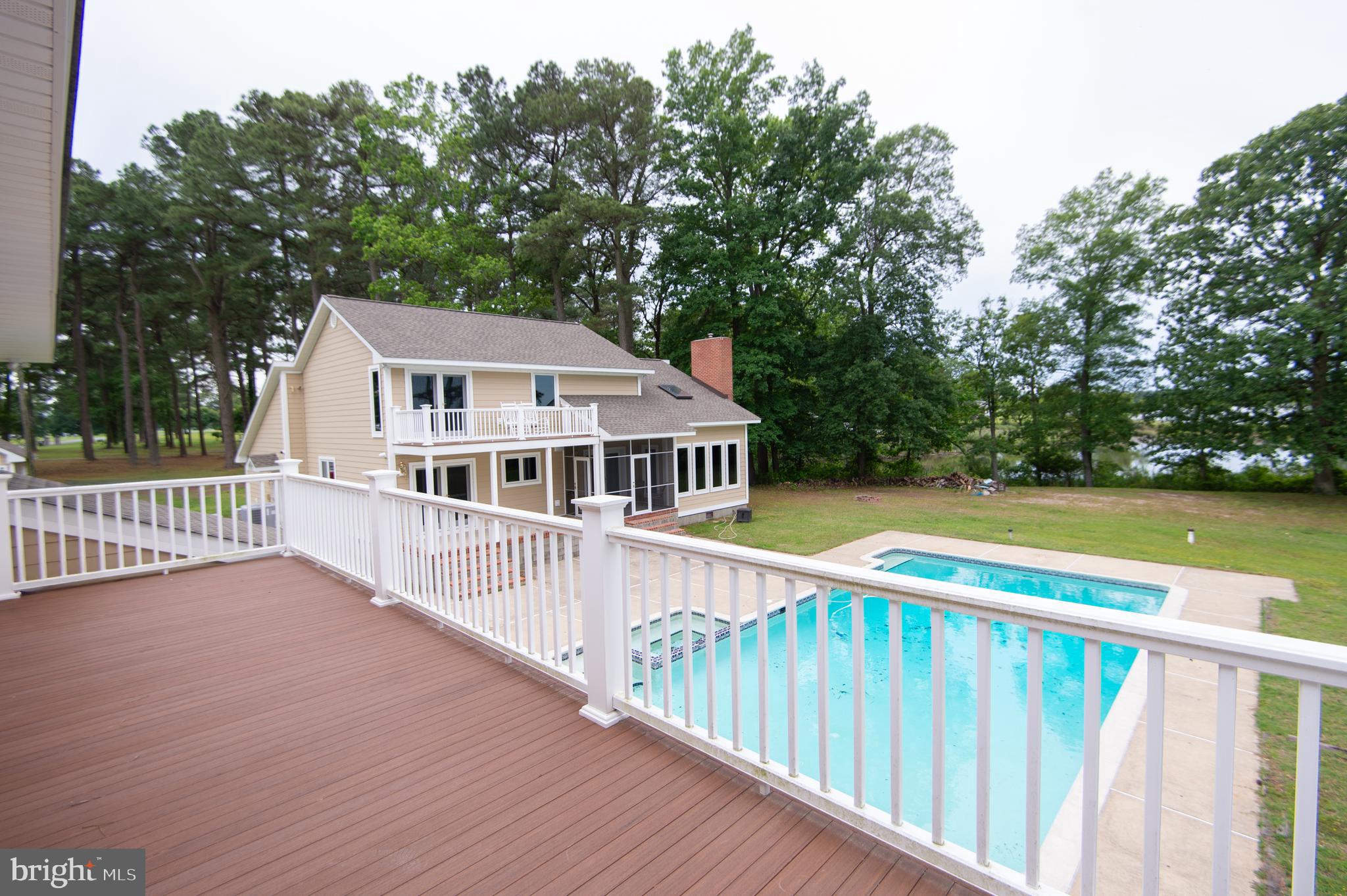 MOOSE LODGE - Residential