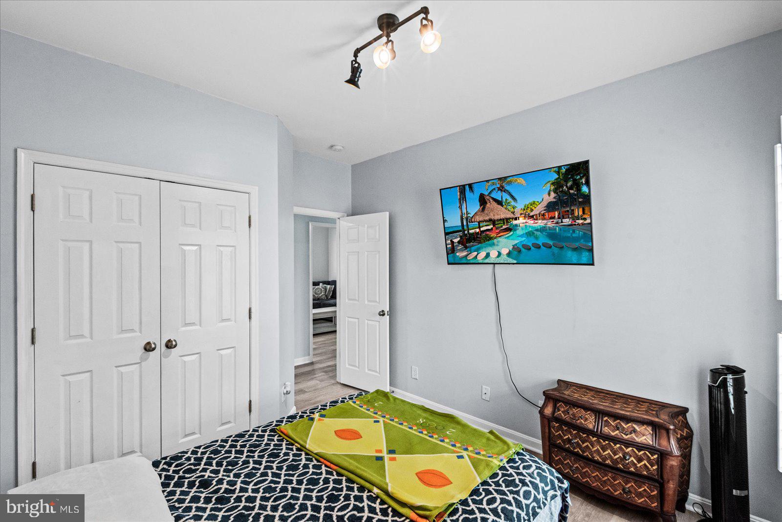 DILLARD - Residential Lease