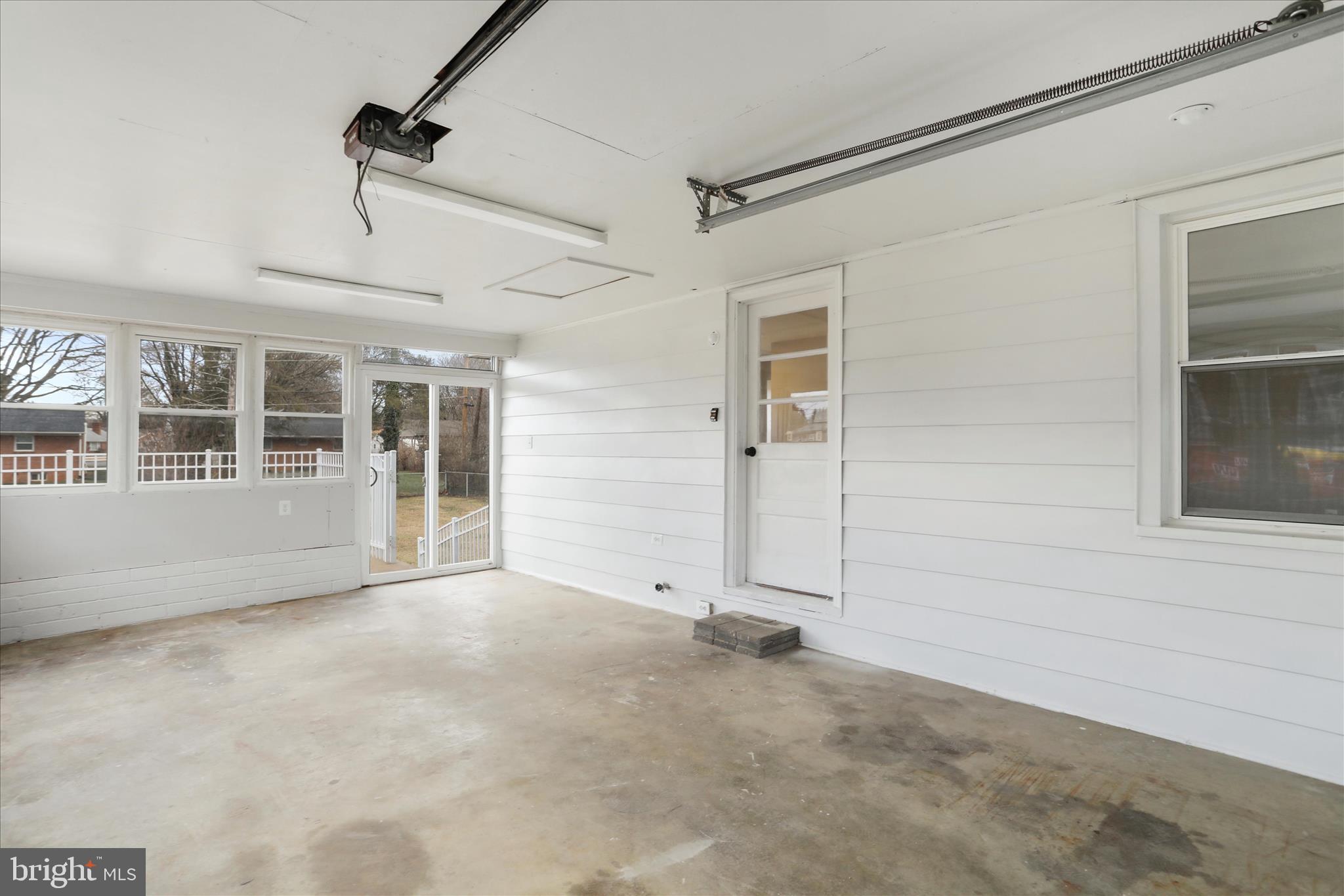 HAGERSTOWN - Residential