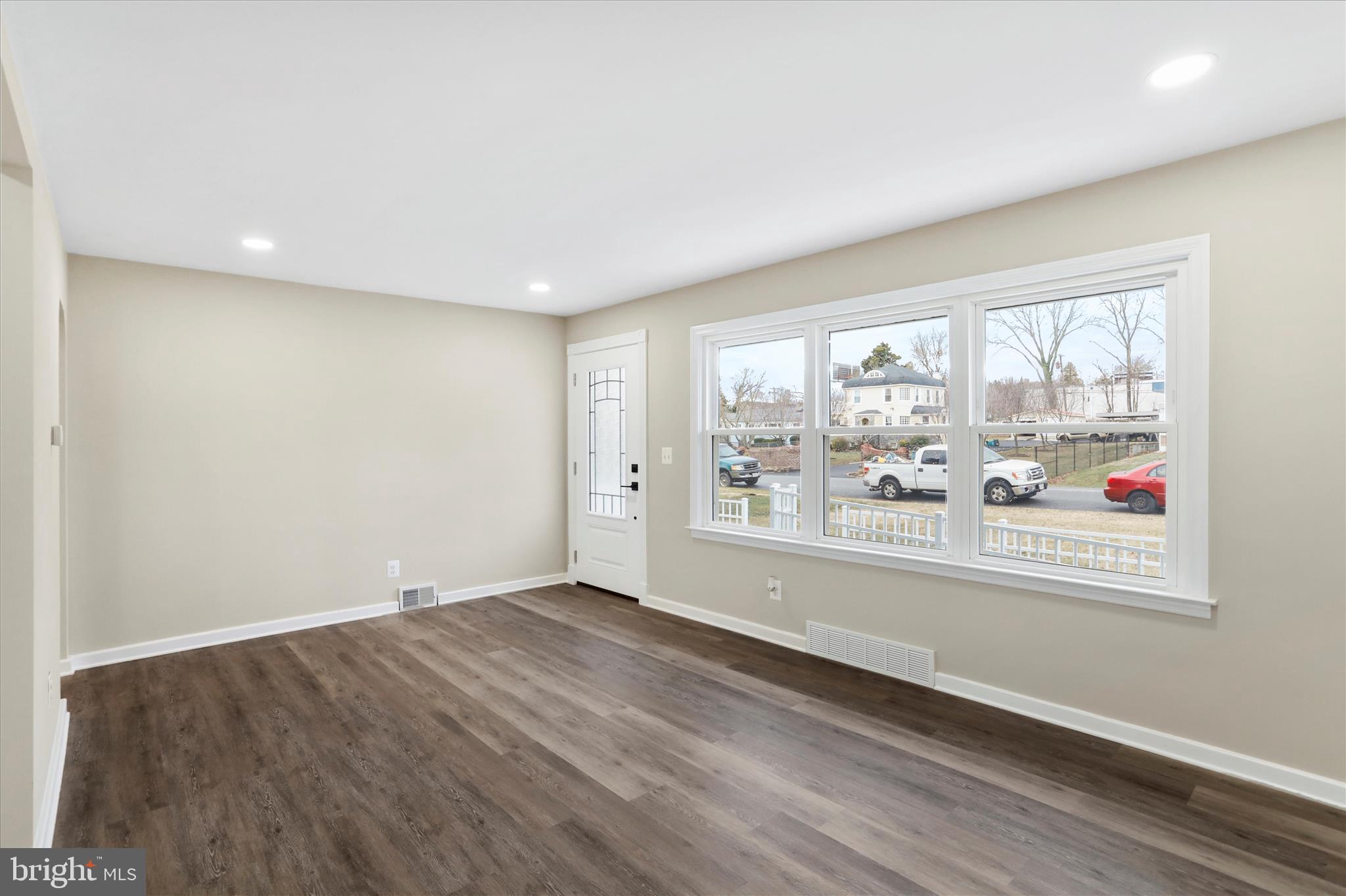 HAGERSTOWN - Residential