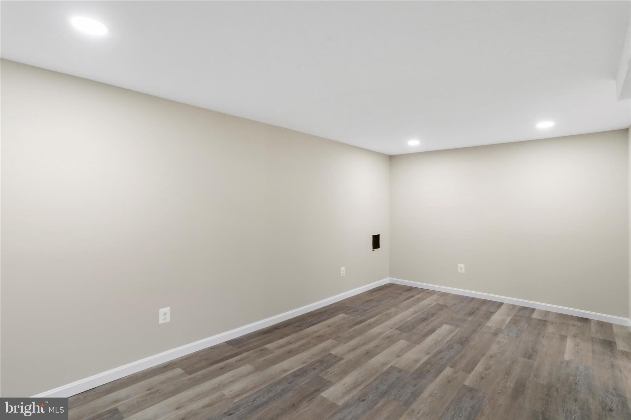 HAGERSTOWN - Residential